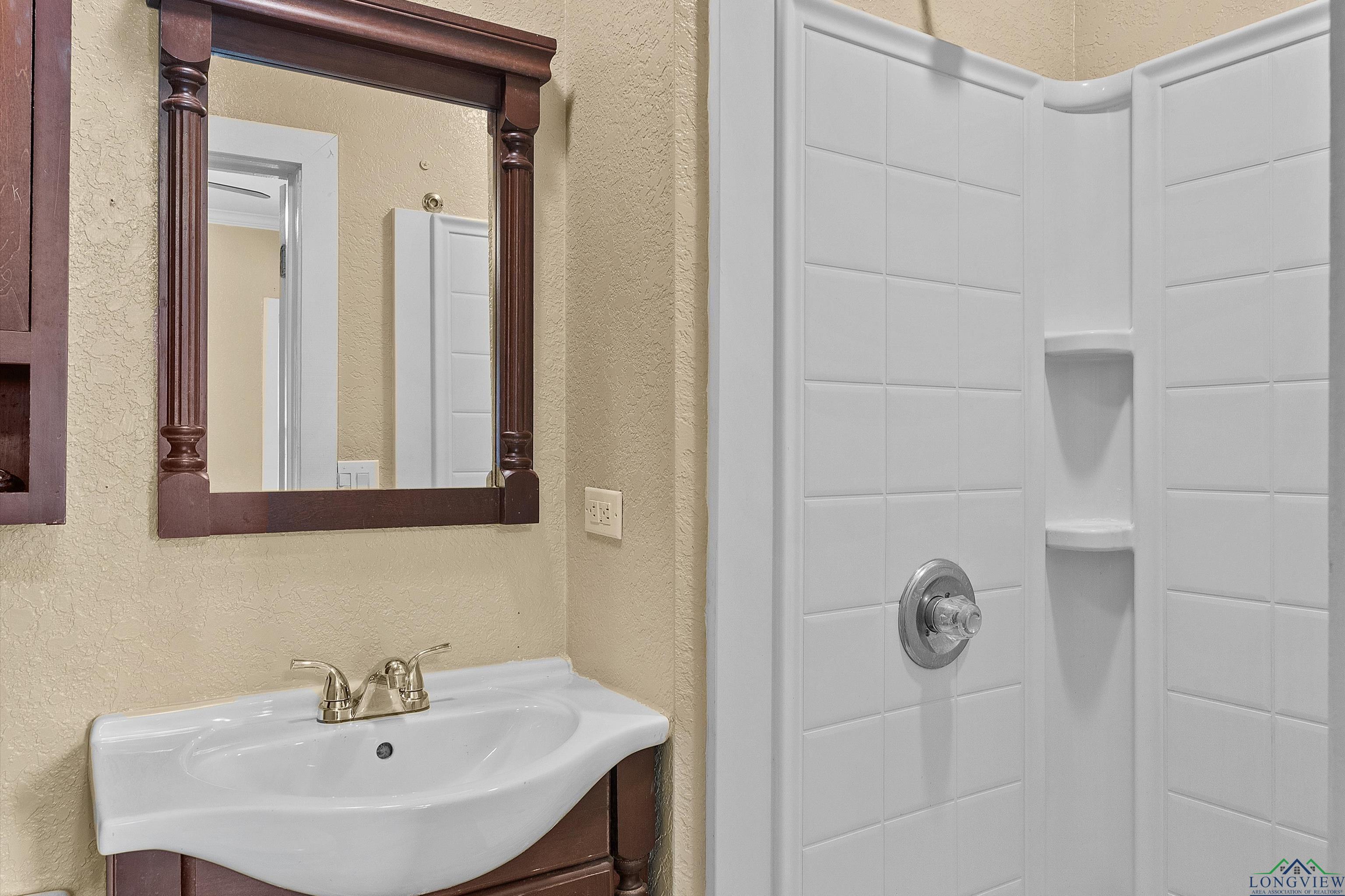 5599 W Juanita Rd, Longview, Texas image 14