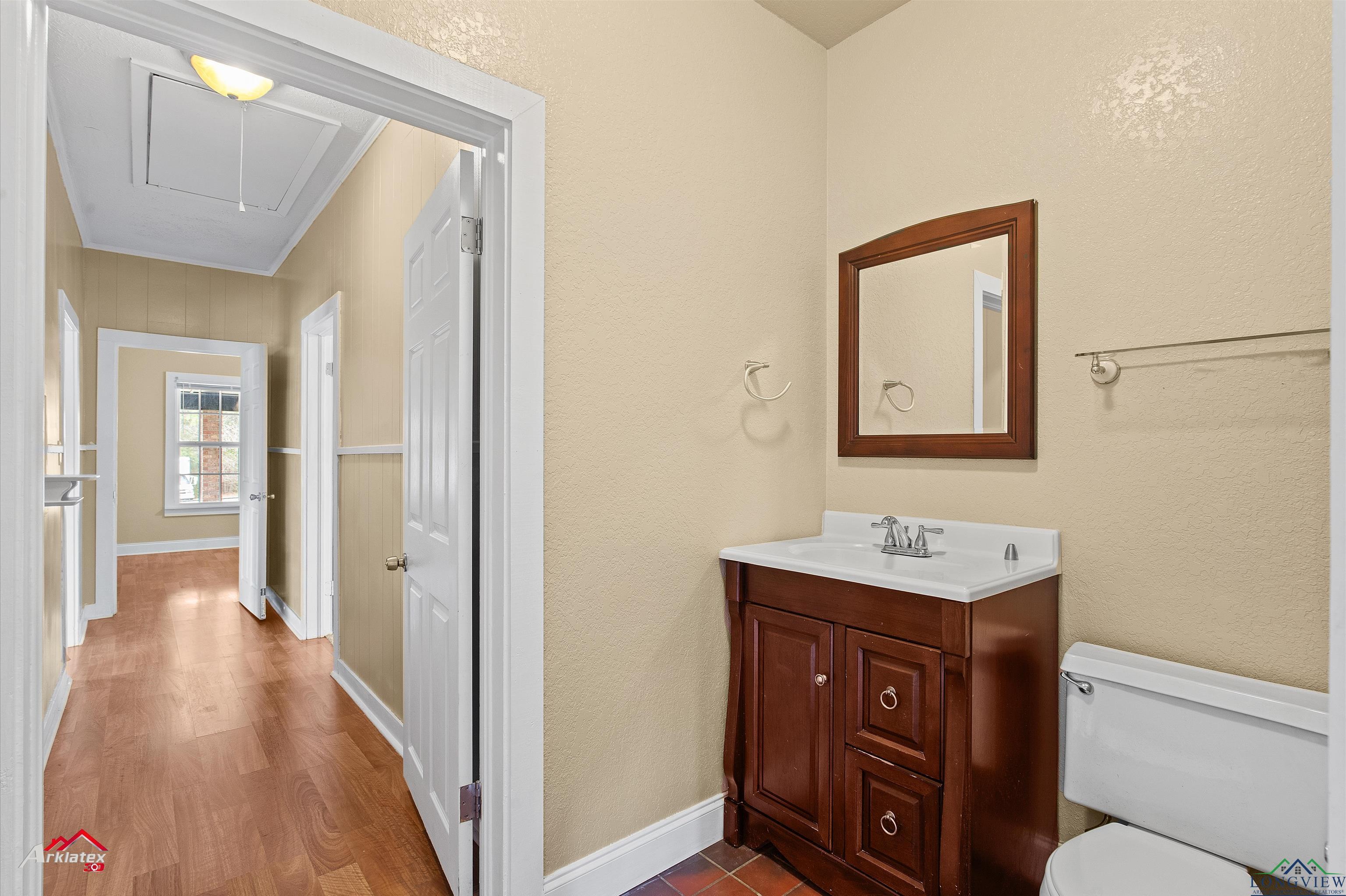 5599 W Juanita Rd, Longview, Texas image 10
