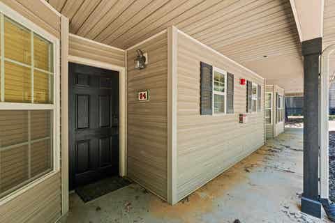Condo For Sale - 516 Holly Trail East Unit 94 Trl<br/> Holly Lake Ranch, TX 75765