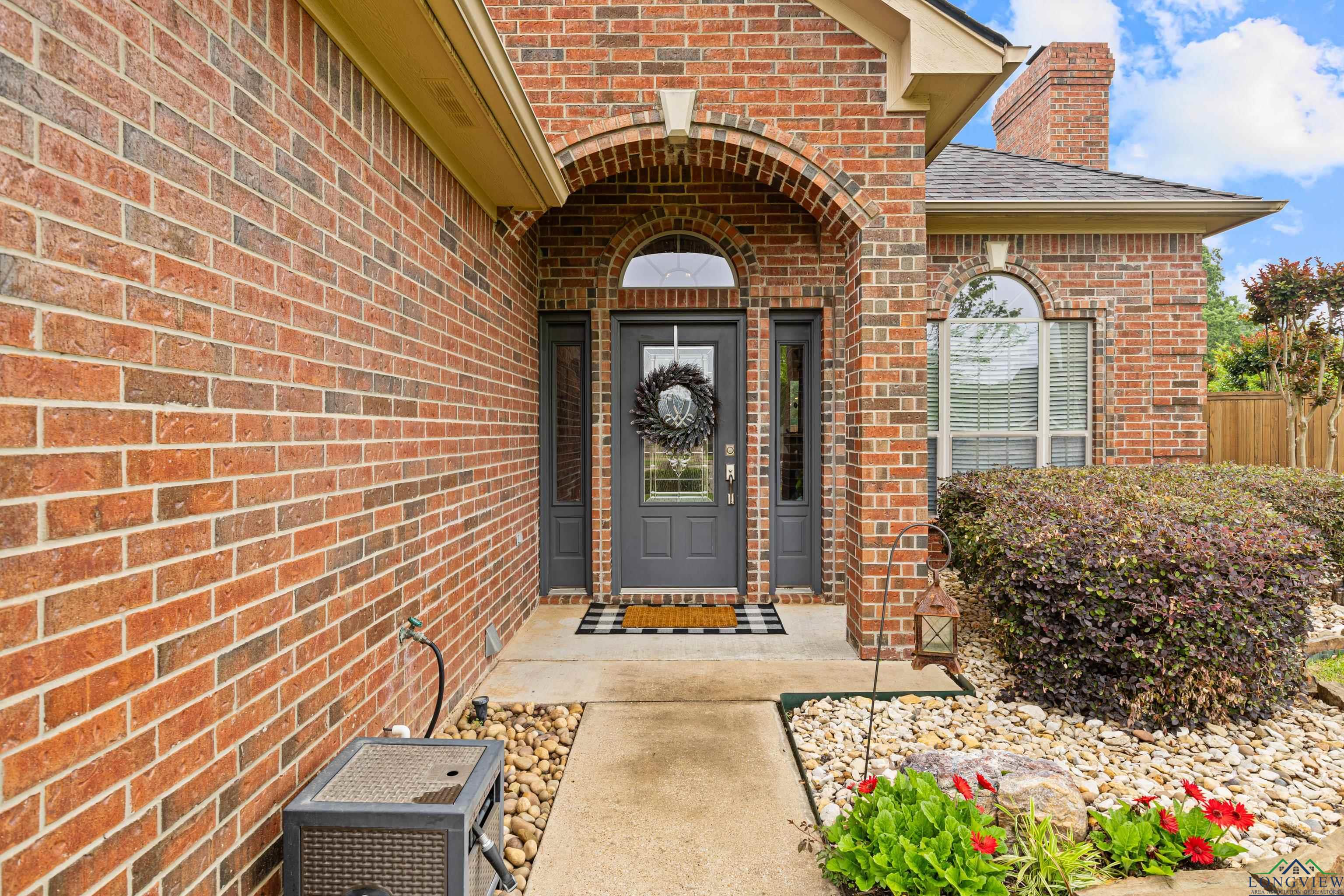 906 Windemere Cir, Longview, Texas image 4