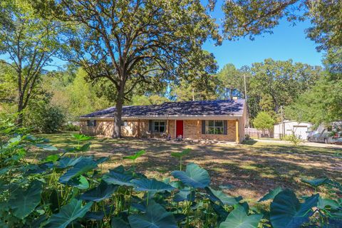 Homes For Sale - 395 Delmora Drive<br/> Longview, TX 75605