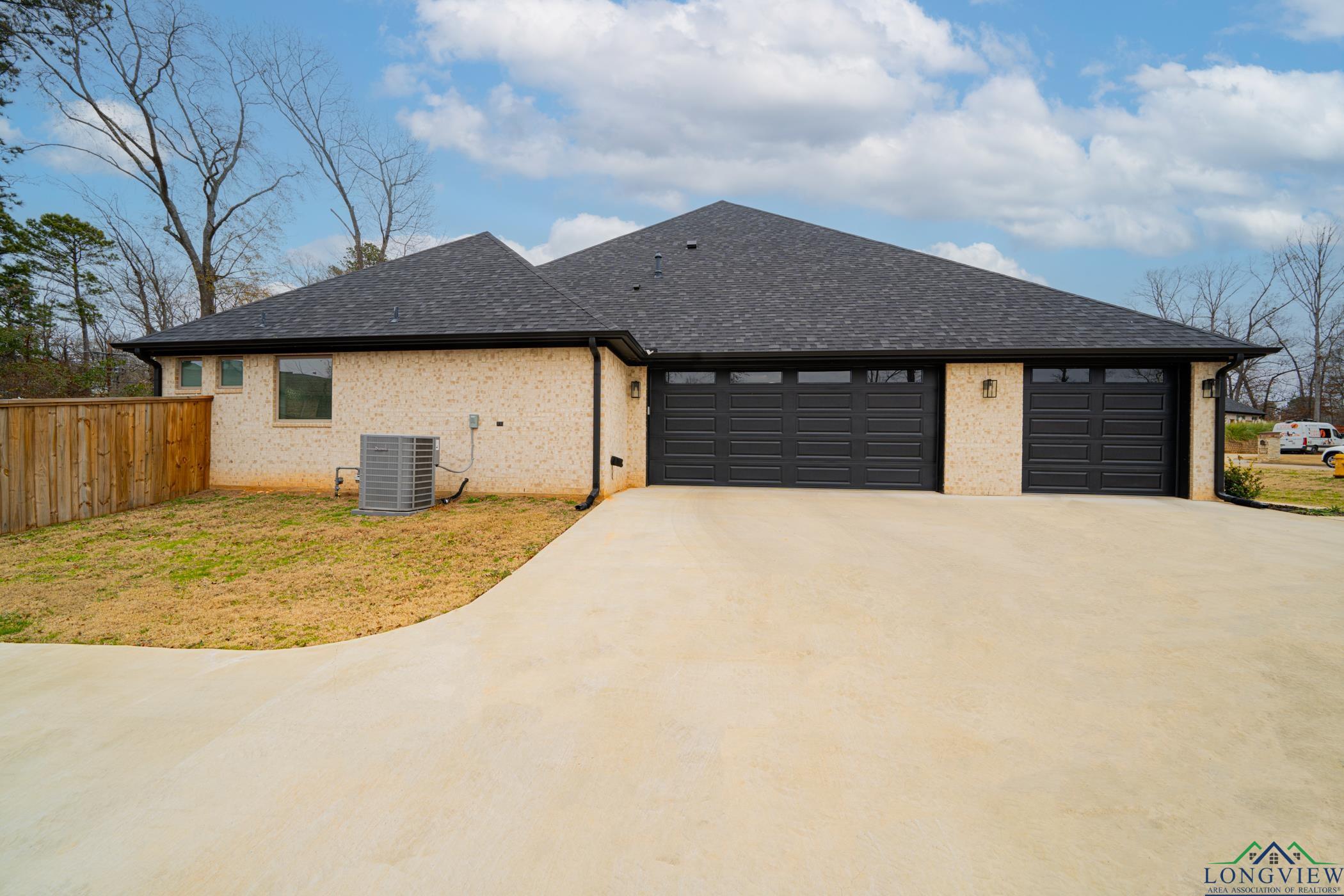 1101 Insignia Way, Longview, Texas image 36