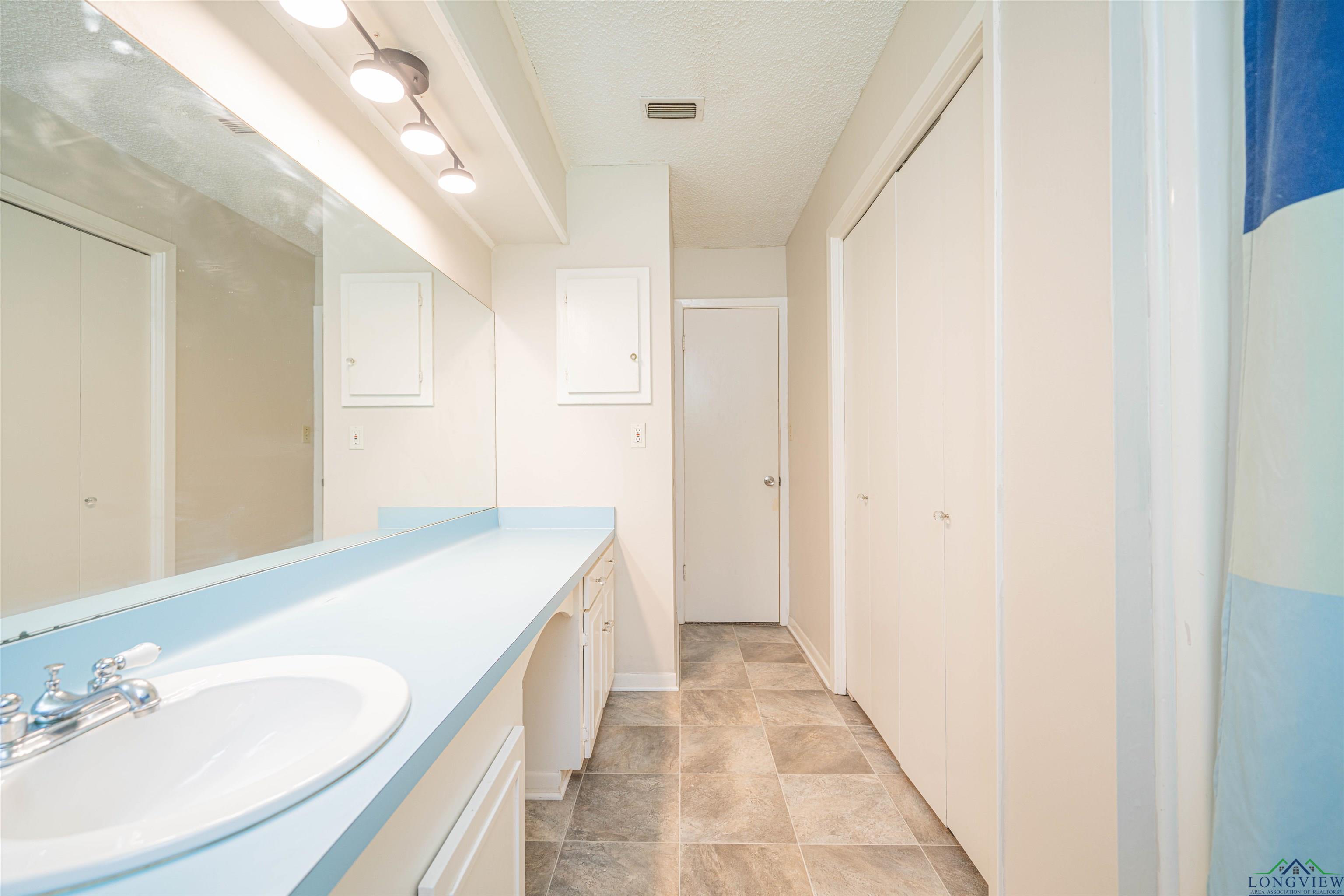 4525 Surratt Rd, Longview, Texas image 21
