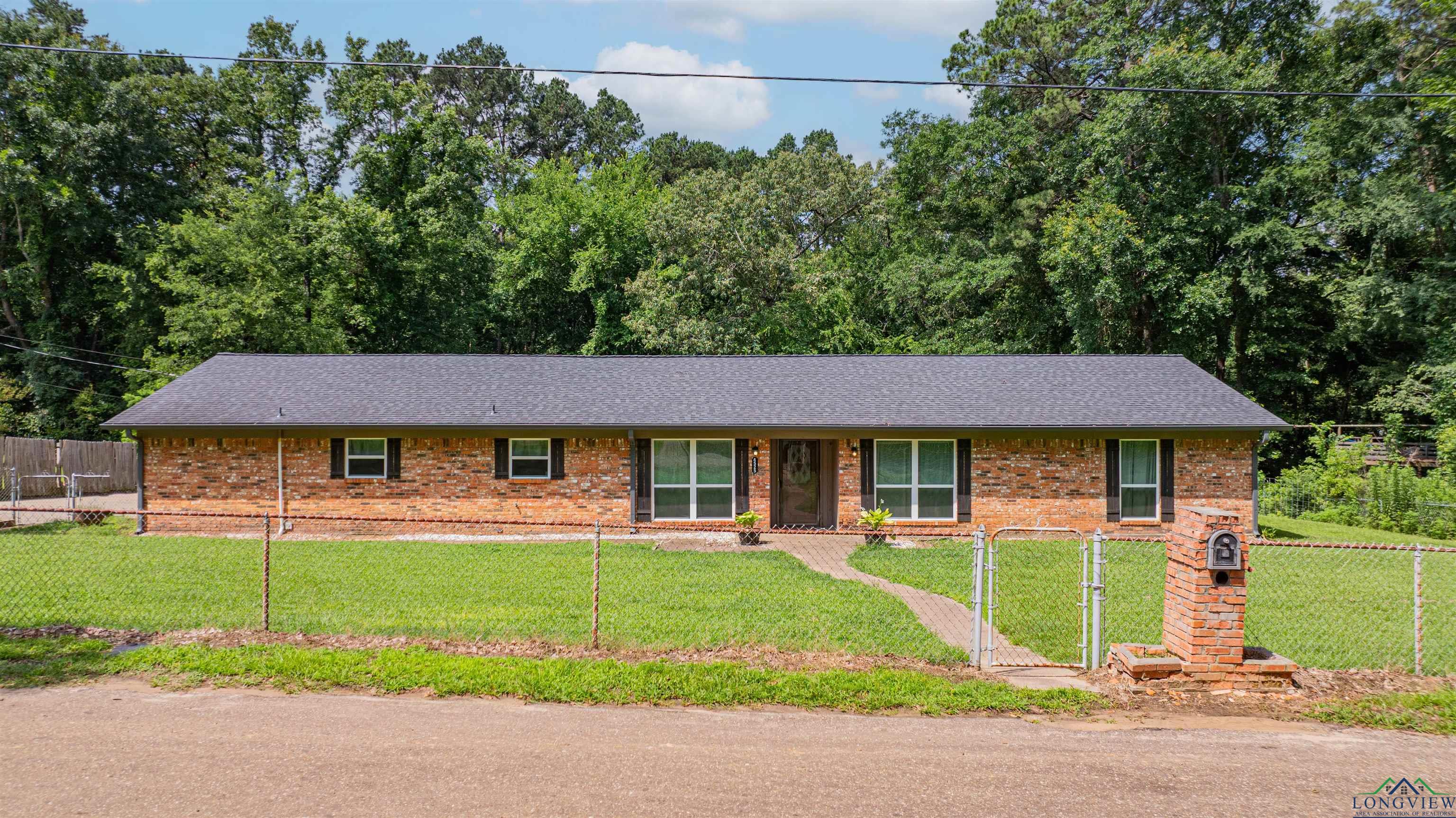 4525 Surratt Rd, Longview, Texas image 1