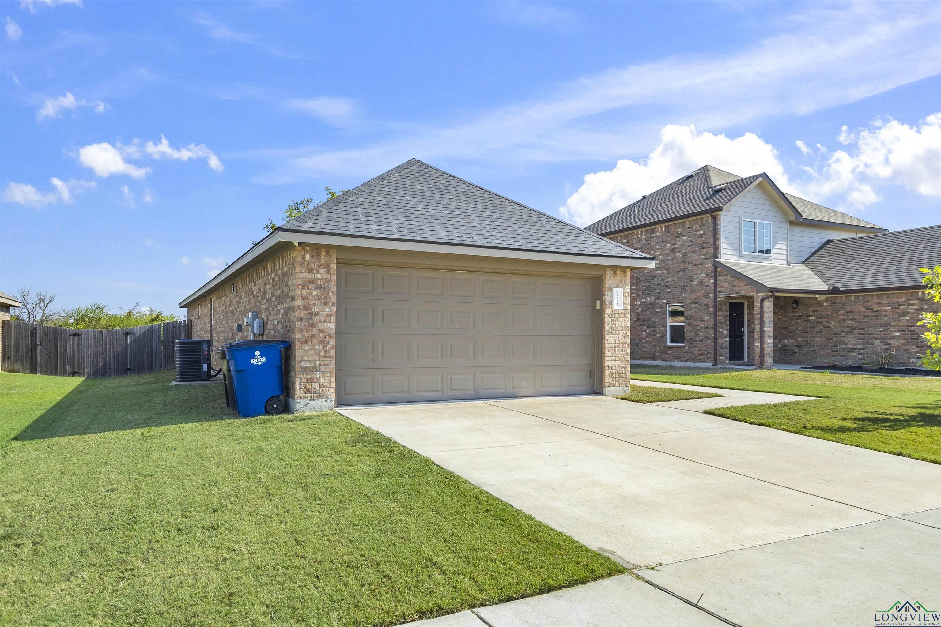 3408 Robin Rd, Ennis, Texas image 3