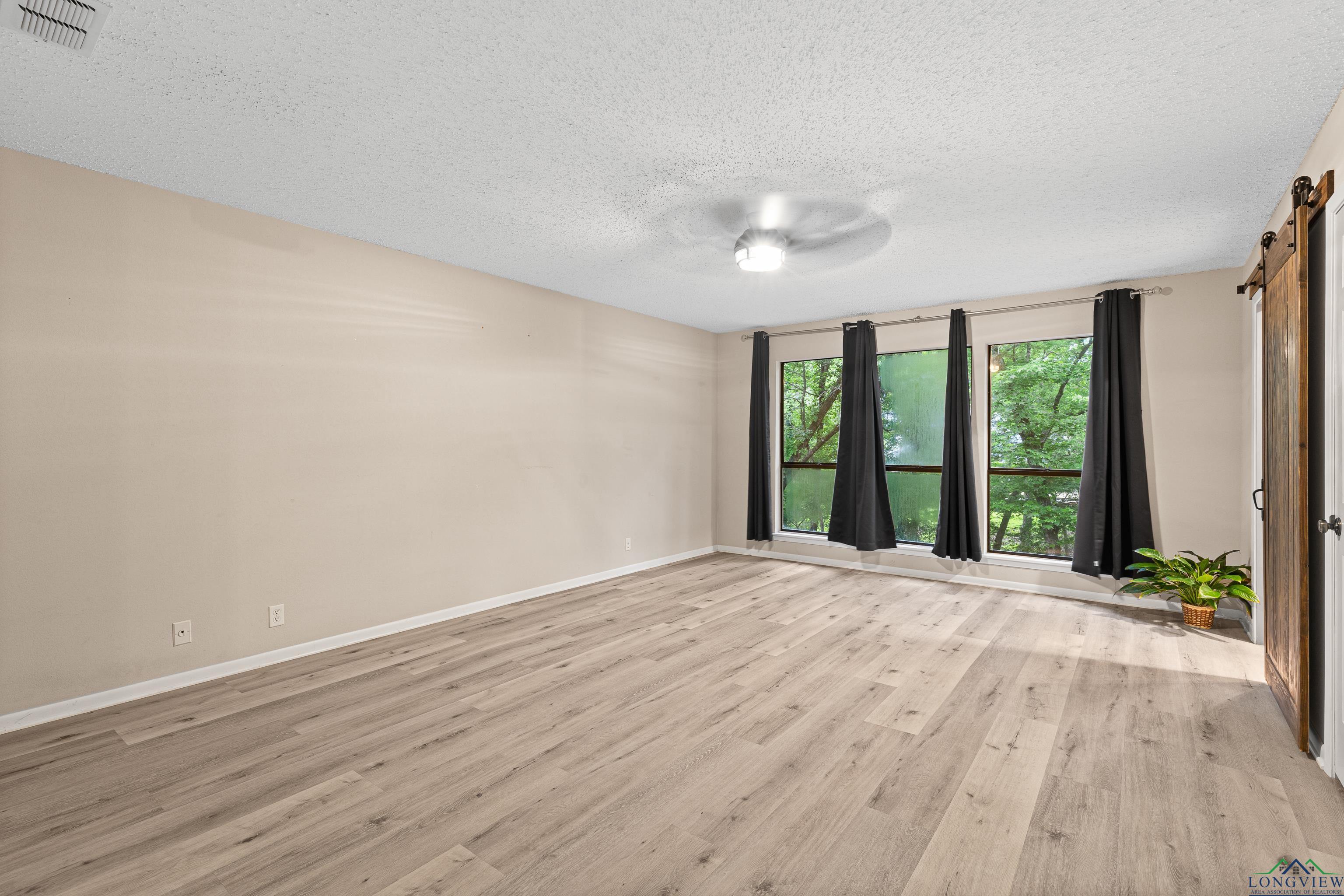4909 Kirkcaldey Dr, Tyler, Texas image 28
