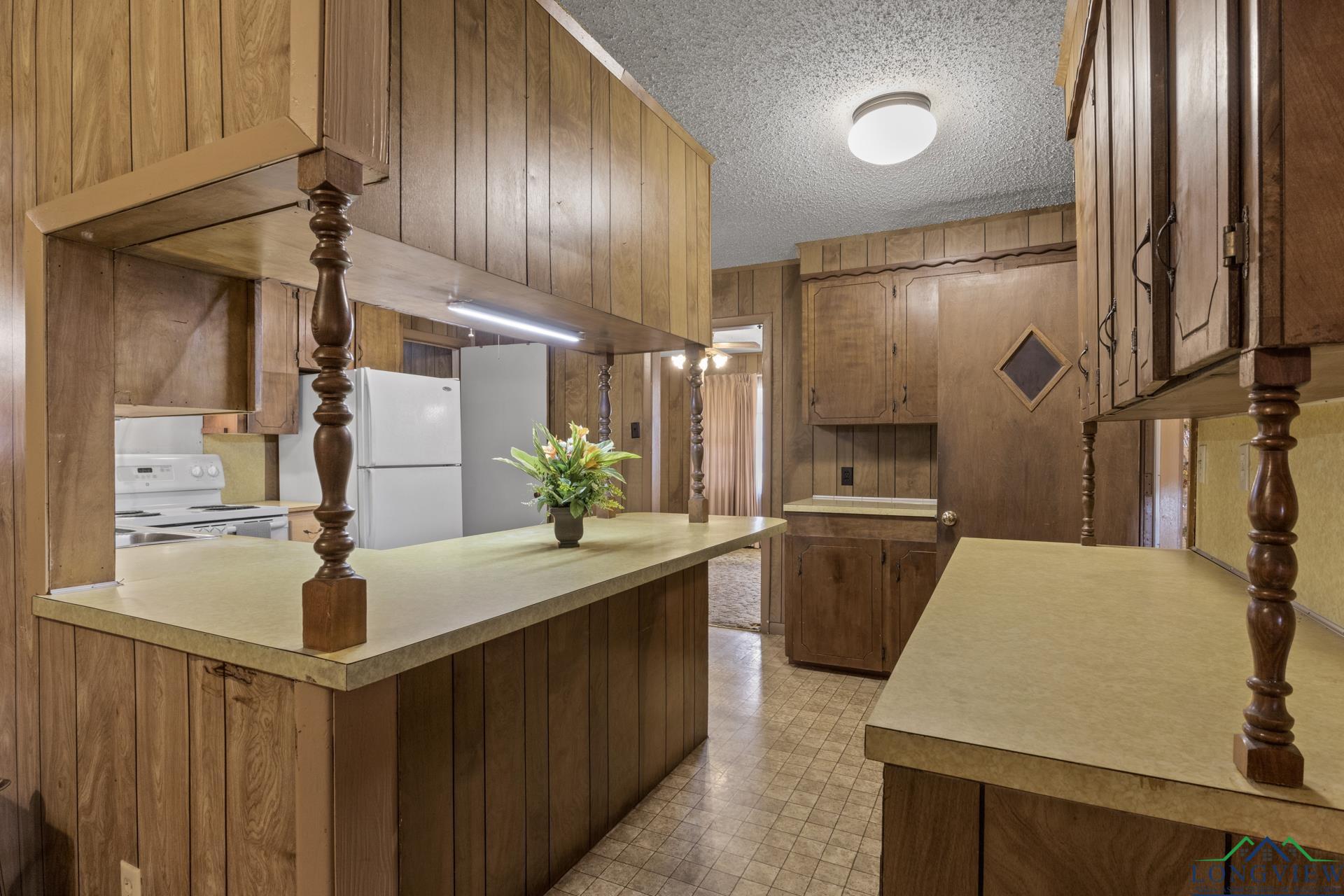 609 E Main St, Omaha, Texas image 12