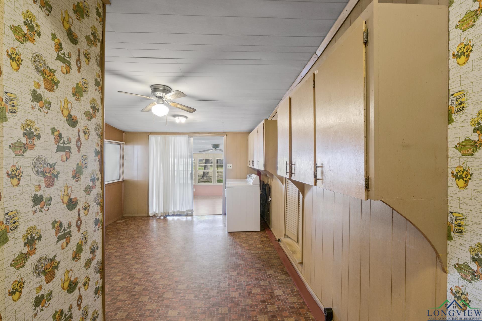 609 E Main St, Omaha, Texas image 25