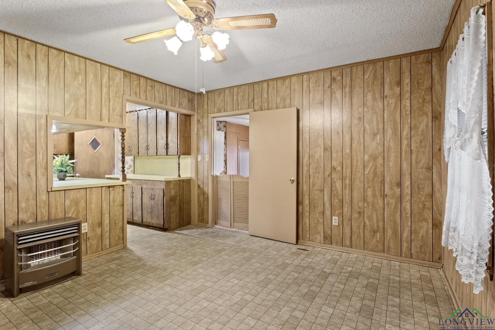 609 E Main St, Omaha, Texas image 15