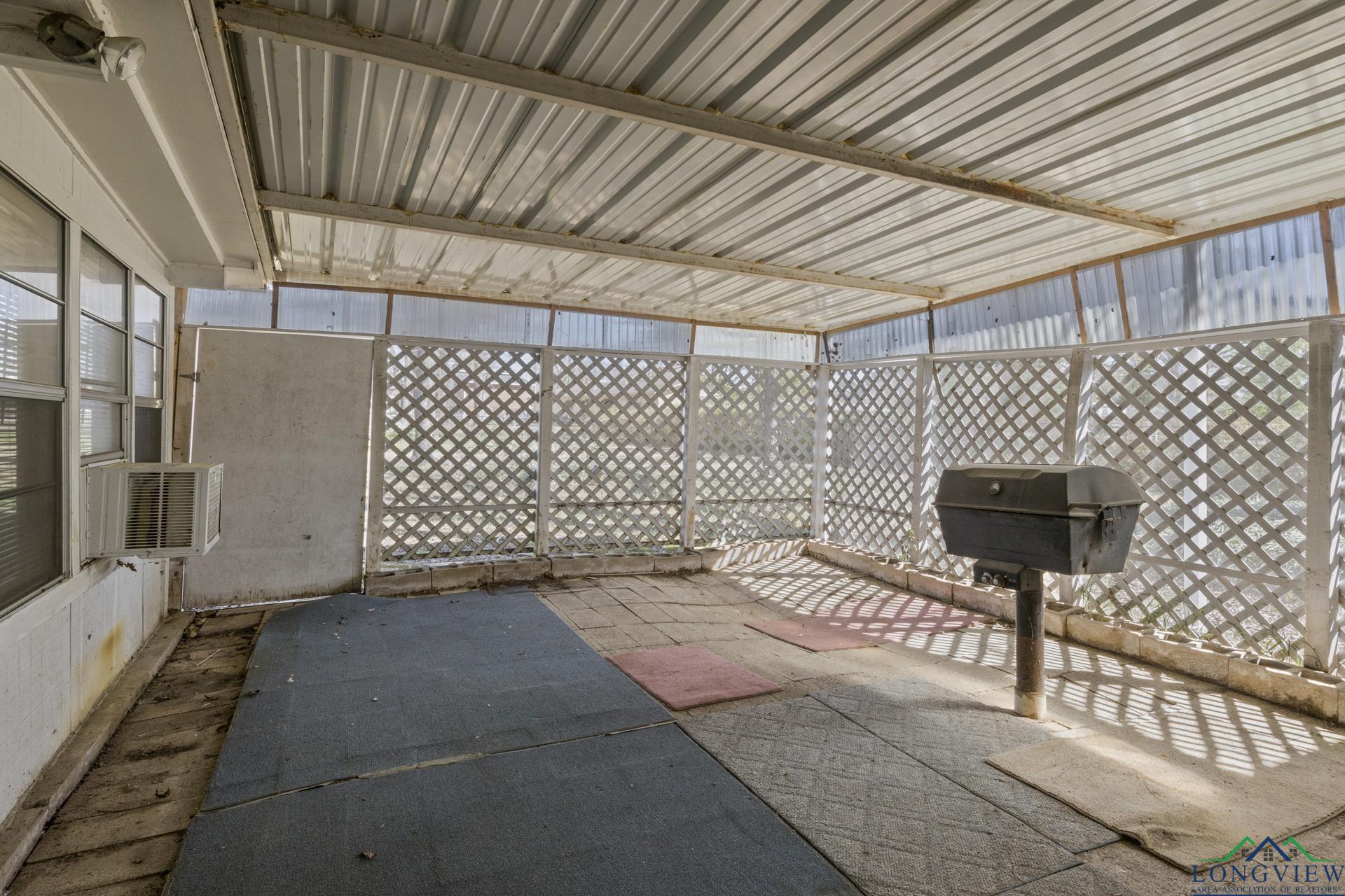 609 E Main St, Omaha, Texas image 30