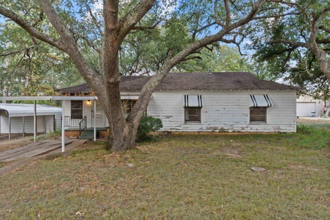 Homes For Sale - 110 N Mimosa St<br/> Ore City, TX 75683