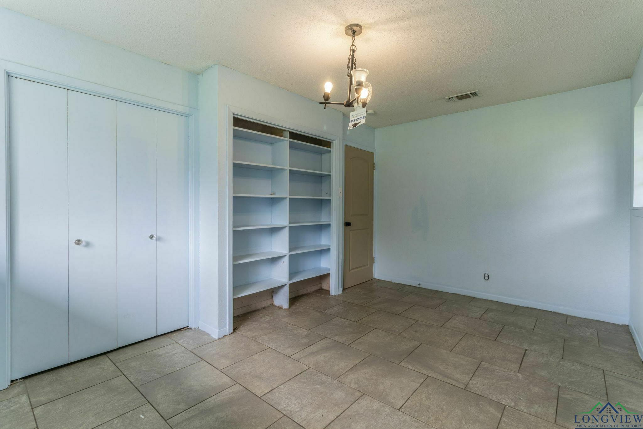 2820 W Upshur Avenue, Gladewater, Texas image 3