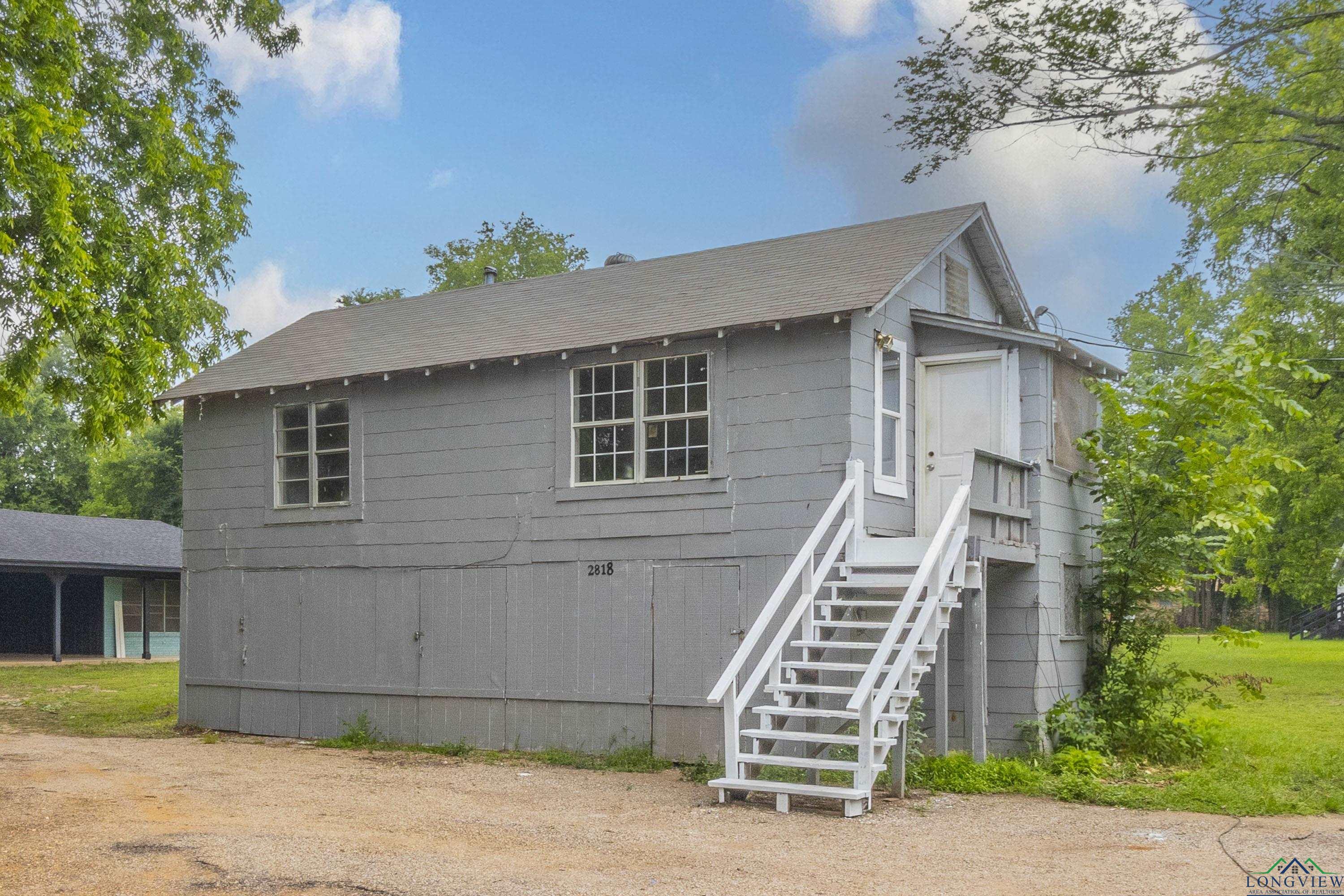 2820 W Upshur Avenue, Gladewater, Texas image 32