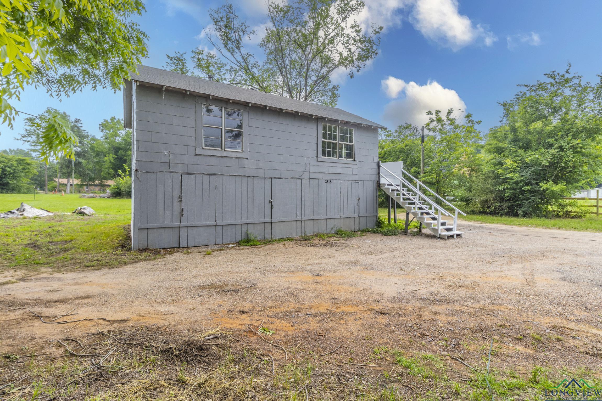 2820 W Upshur Avenue, Gladewater, Texas image 29