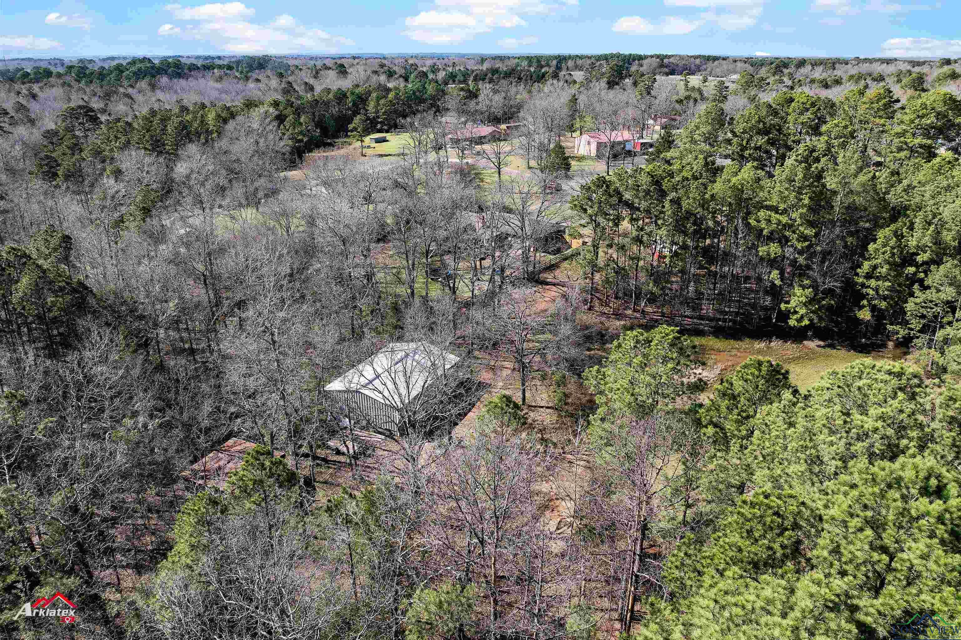 137 S Estates Circle, Henderson, Texas image 9