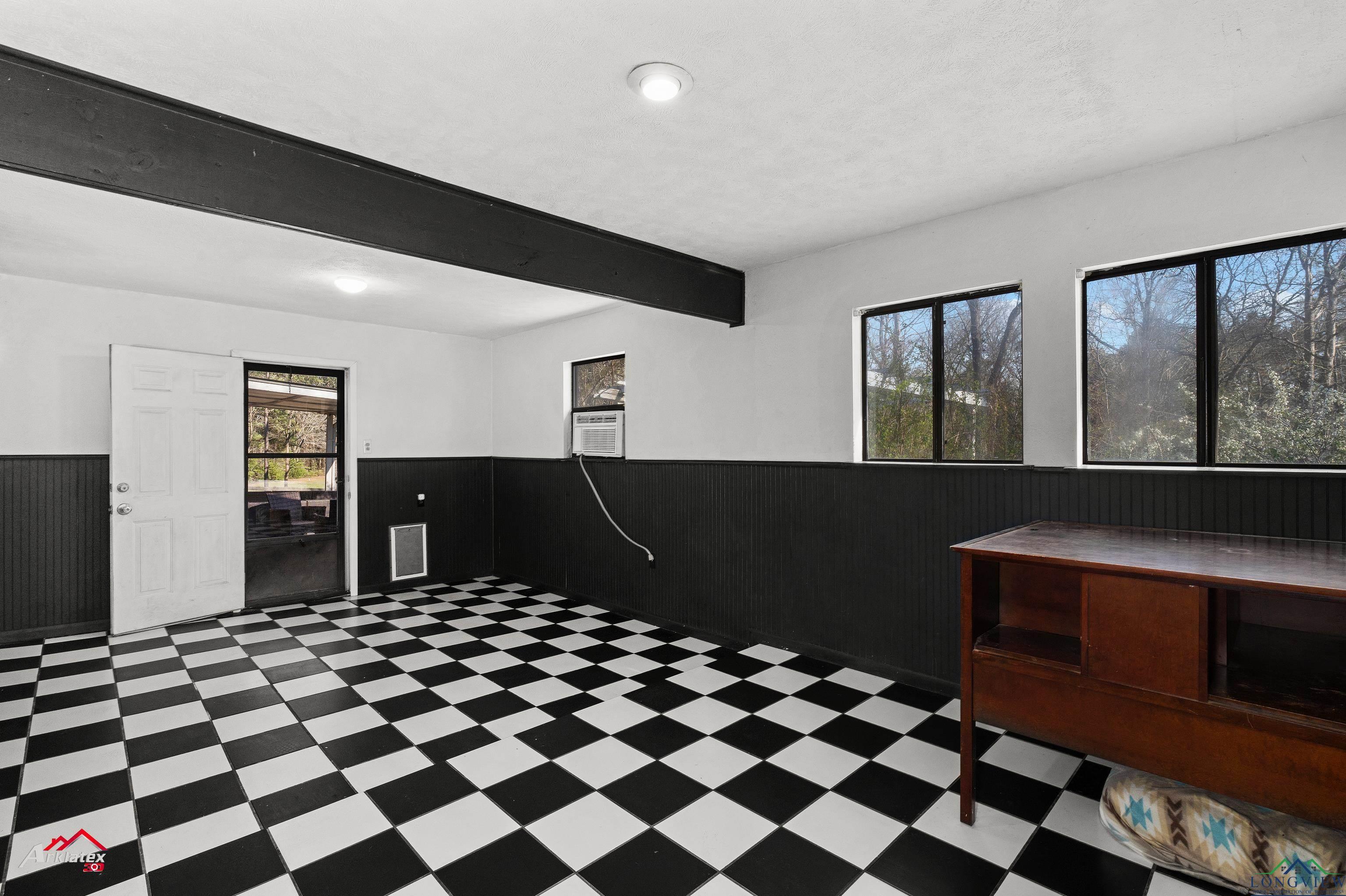 137 S Estates Circle, Henderson, Texas image 32