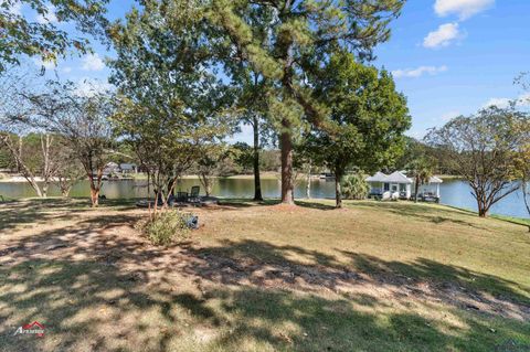 A home in Beckville