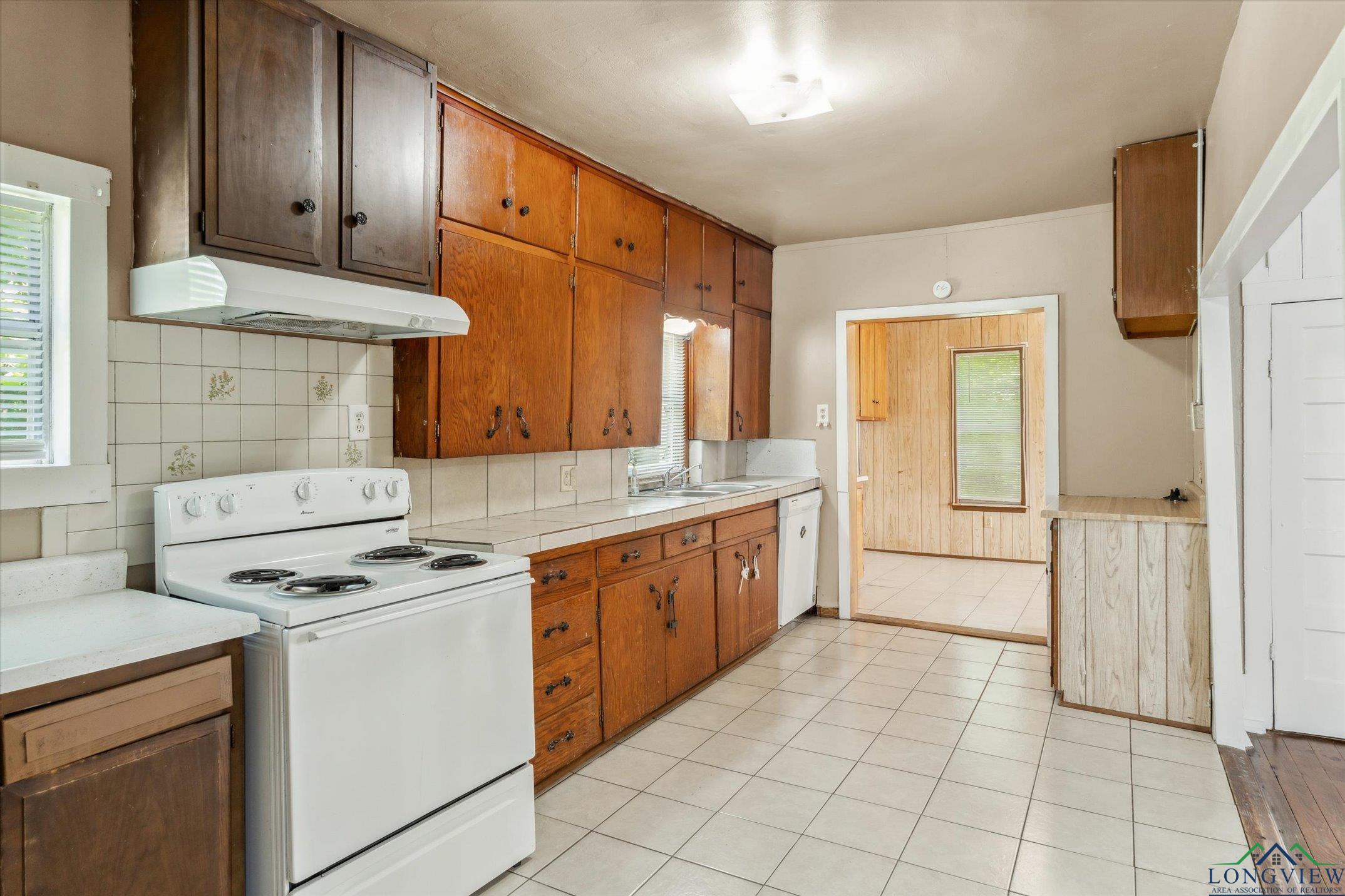 1498 Fm 279, Ben Wheeler, Texas image 33