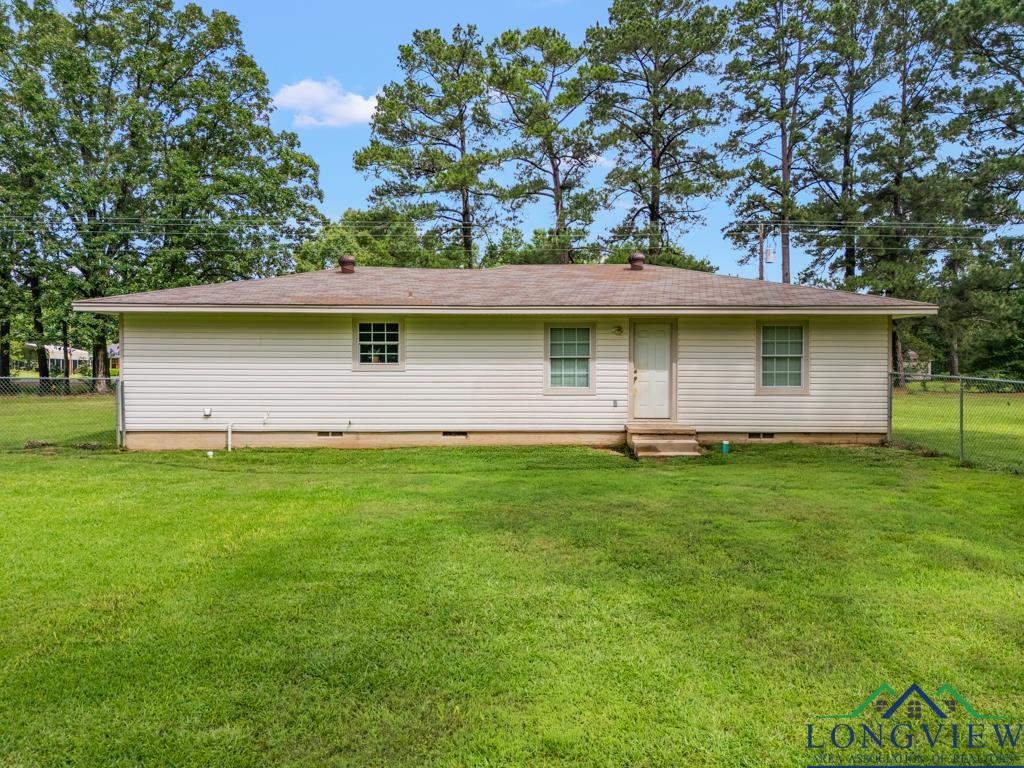 2144 State Highway 155, Gilmer, Texas image 17
