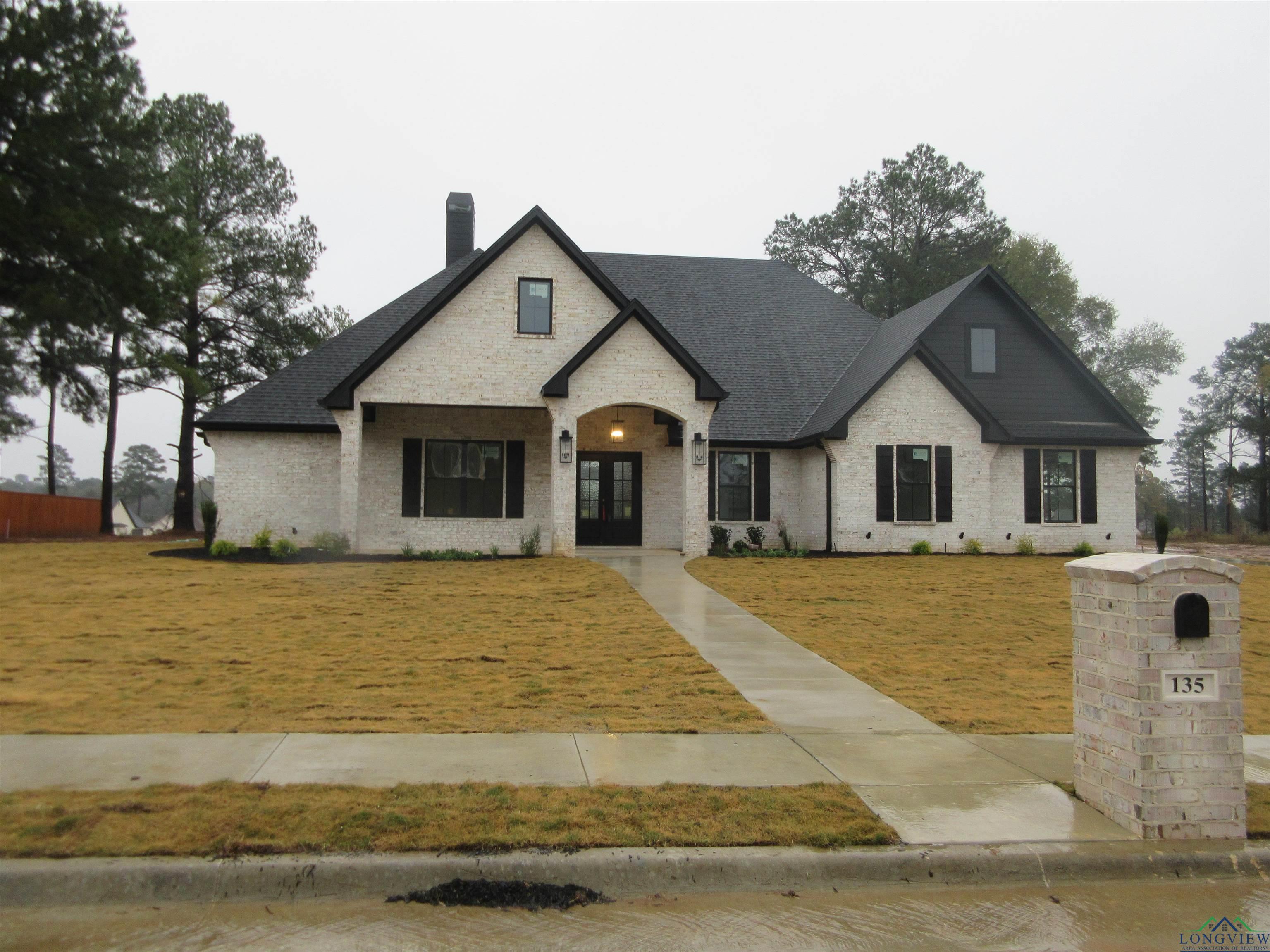 135 Waterfowl Ln, Longview, Texas image 2