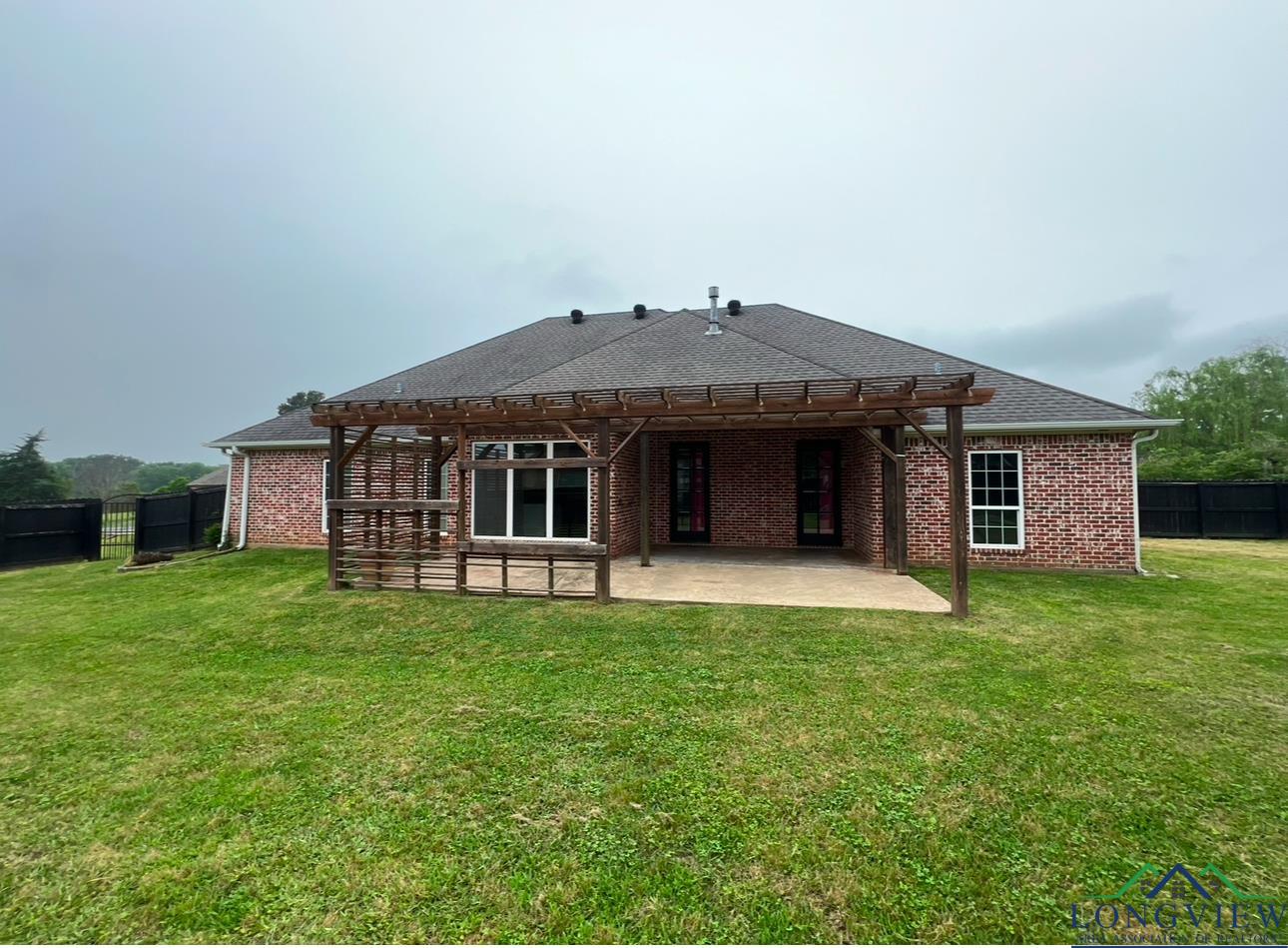 145 E Deer Crest, Carthage, Texas image 6