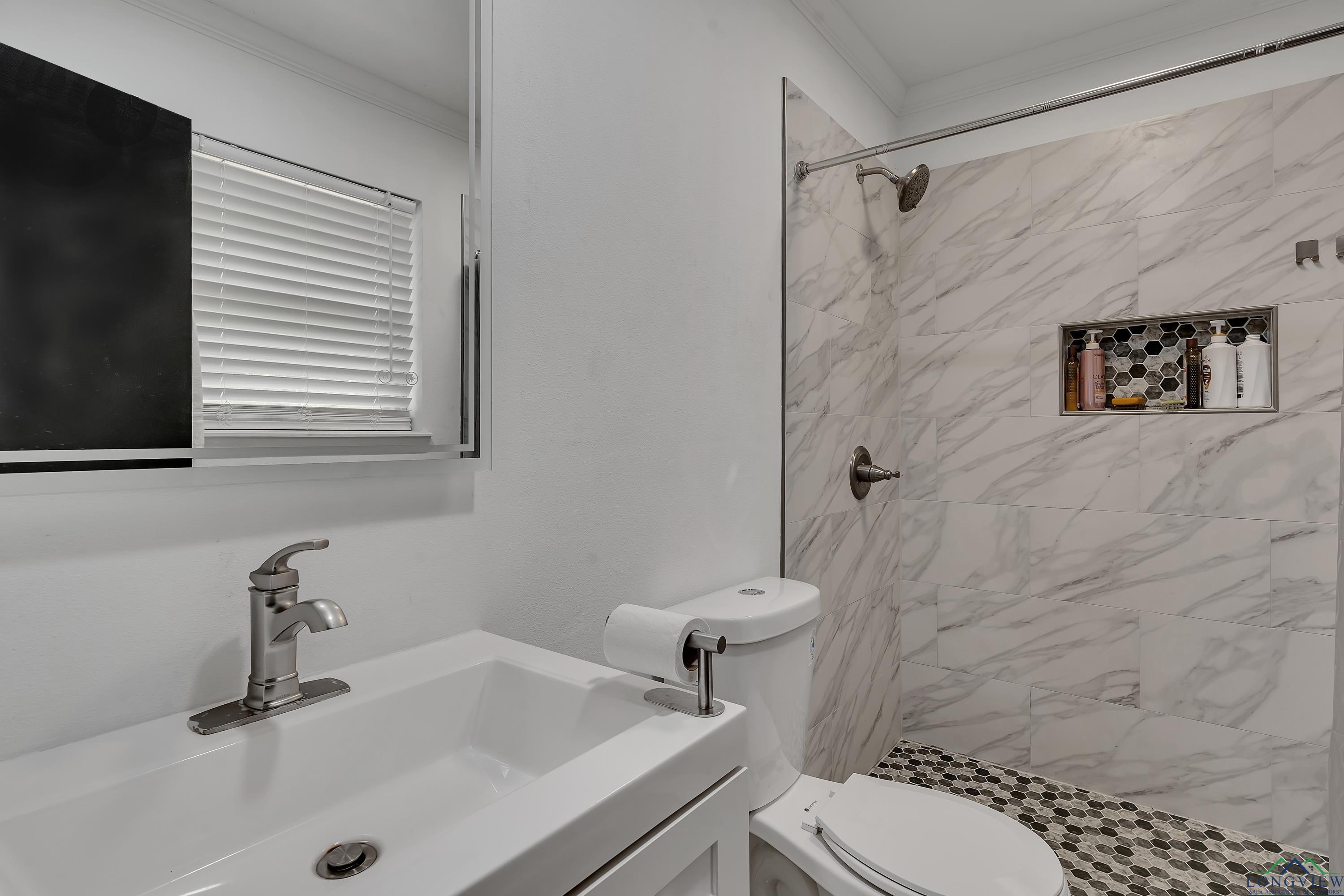 5972 Glenwood Dr, Gilmer, Texas image 20