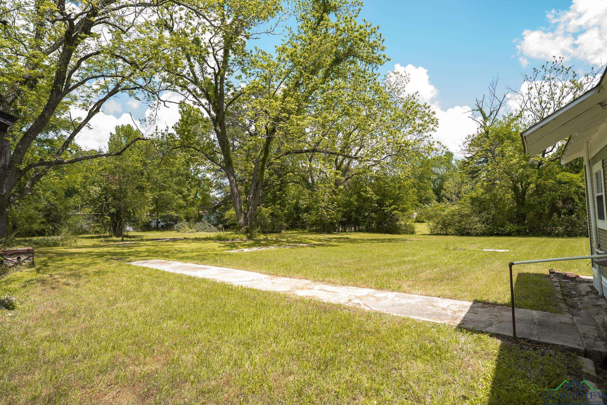2103 Lancaster St, Marshall, Texas image 14