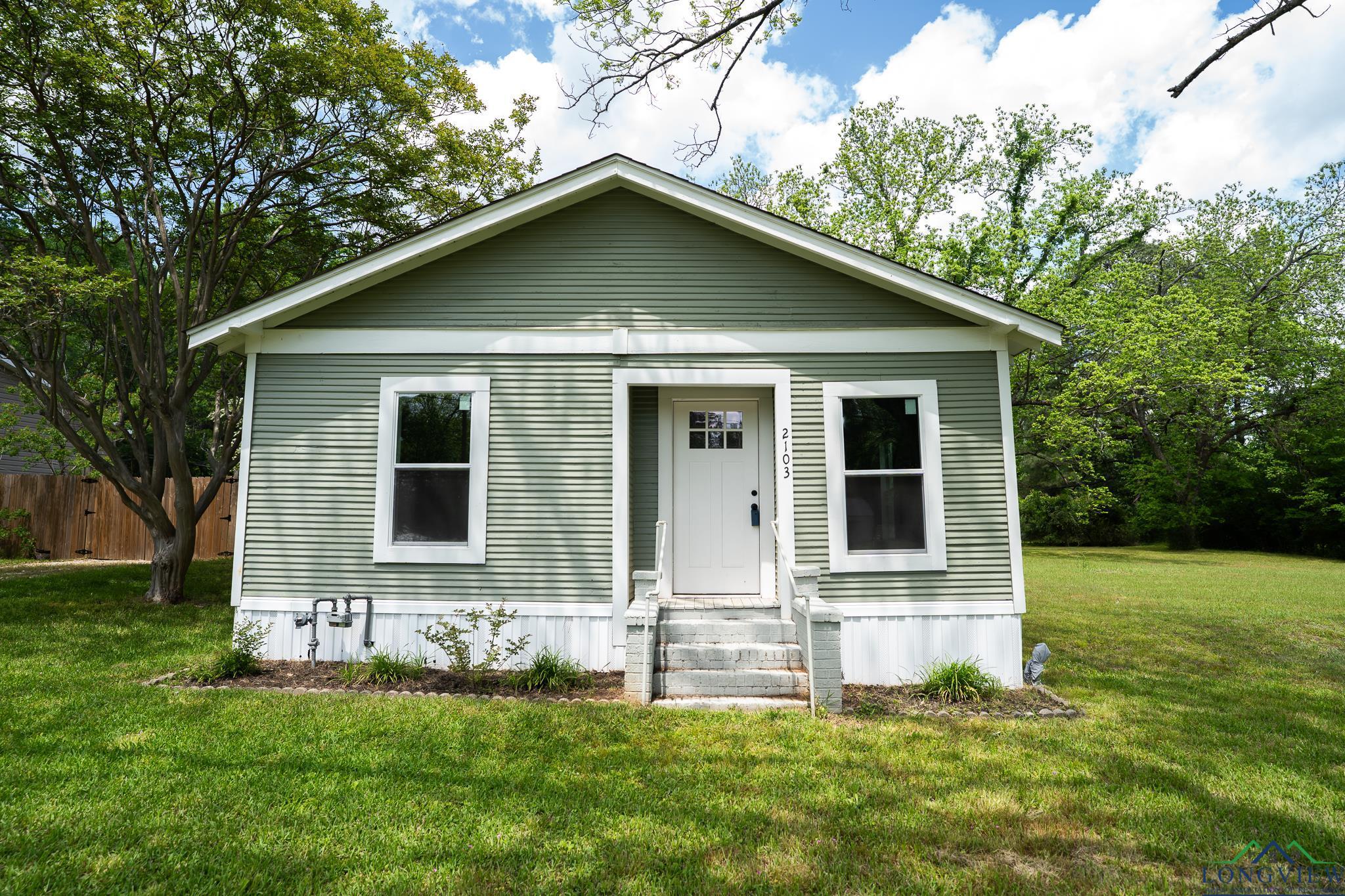 2103 Lancaster St, Marshall, Texas image 3