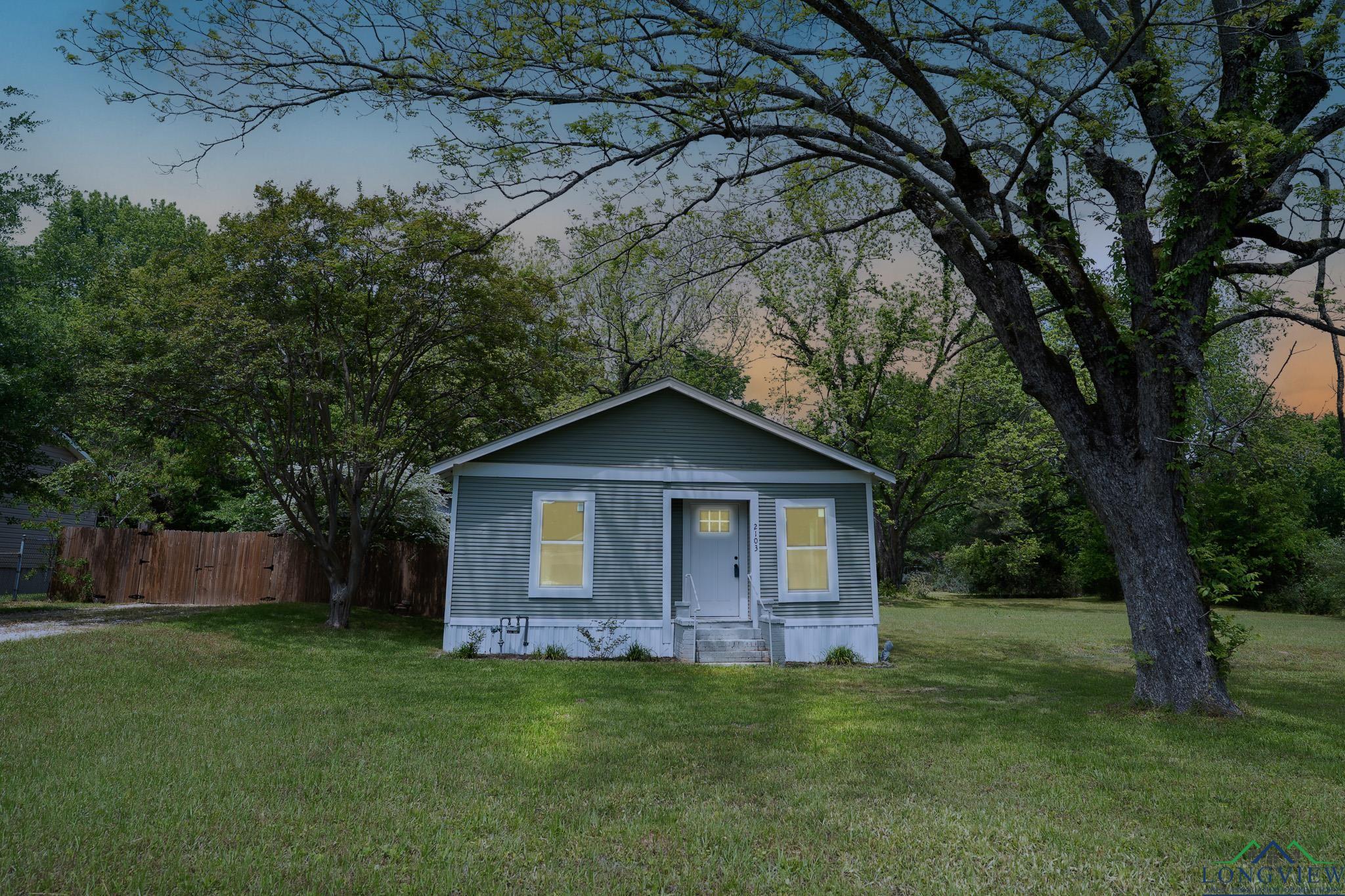 2103 Lancaster St, Marshall, Texas image 19