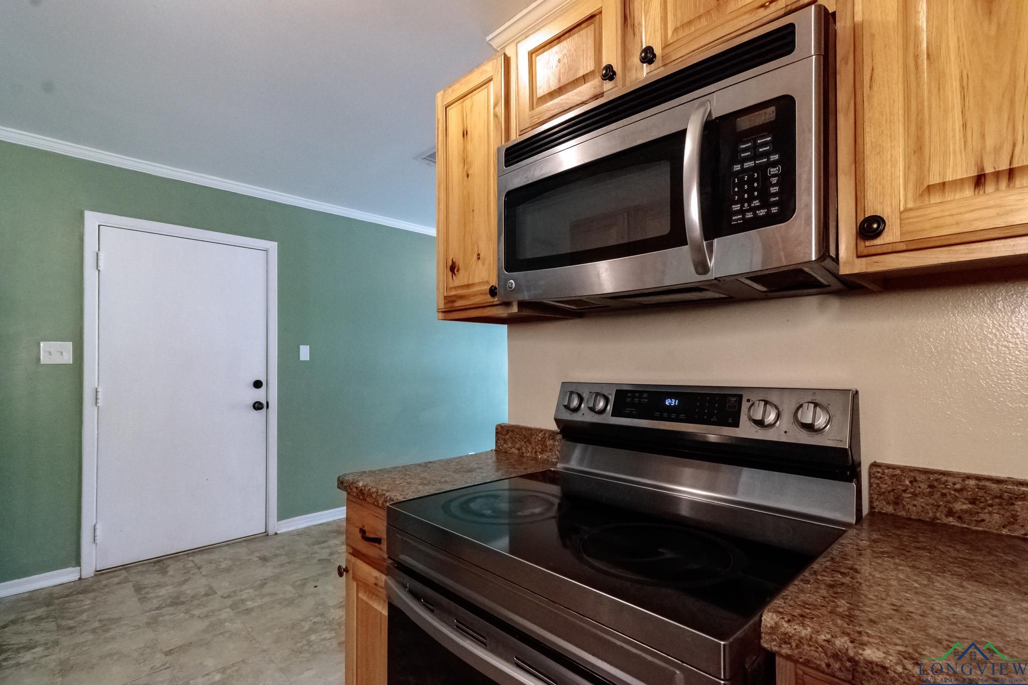 1321 Lake Drive, Longview, Texas image 11