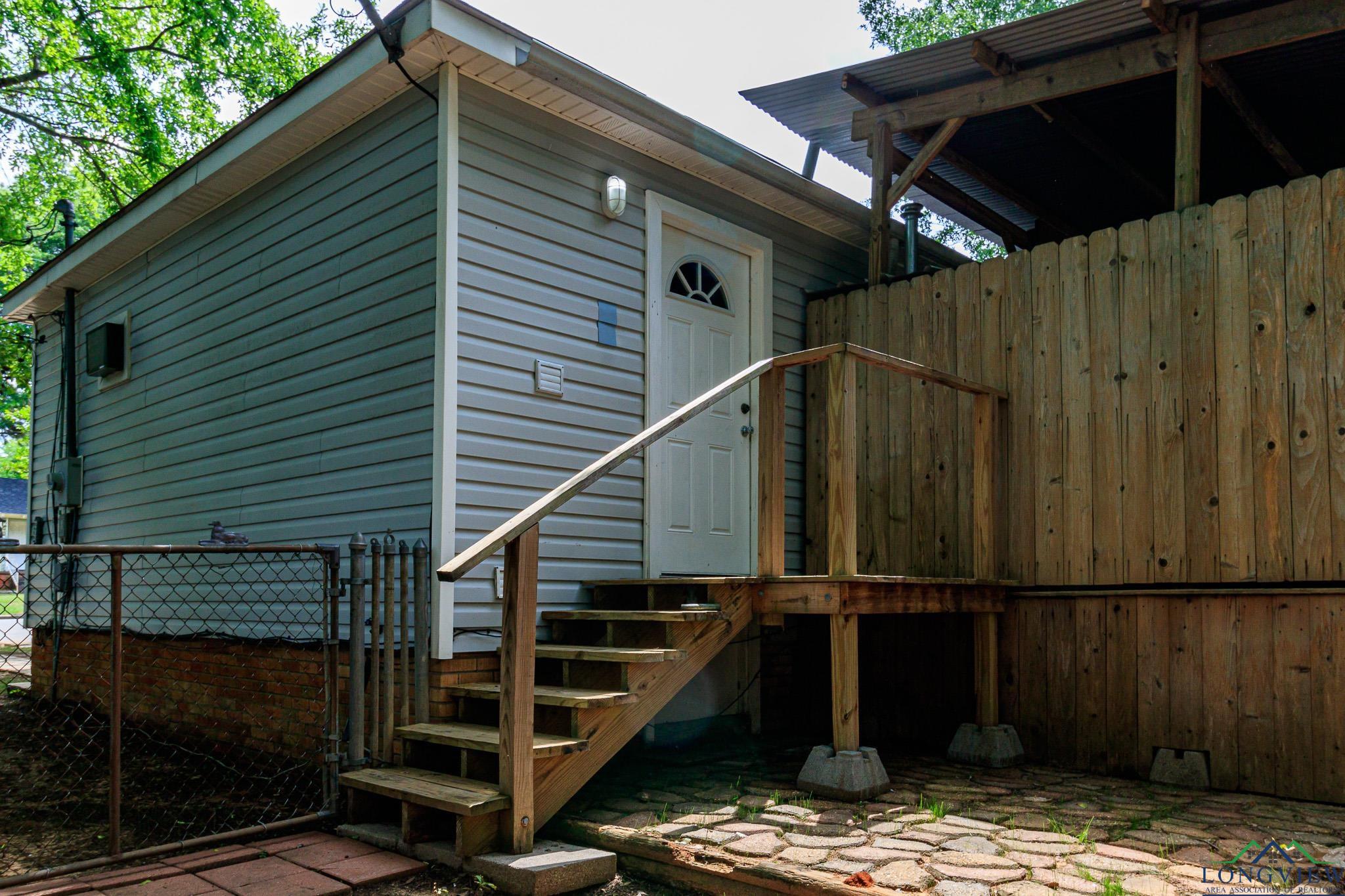 1321 Lake Drive, Longview, Texas image 25