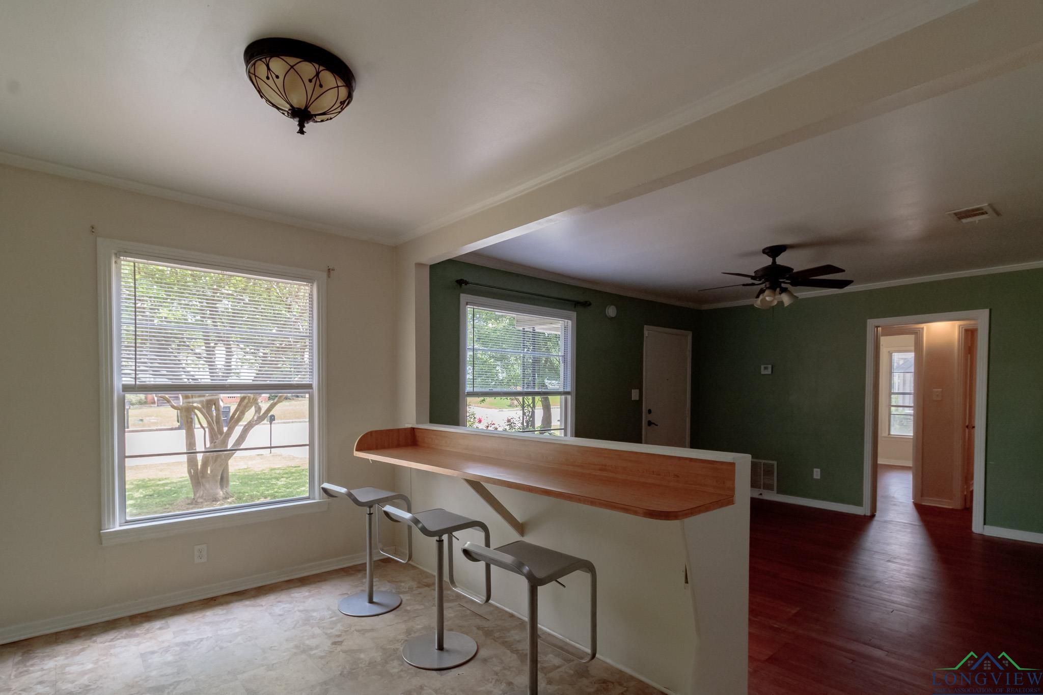 1321 Lake Drive, Longview, Texas image 9