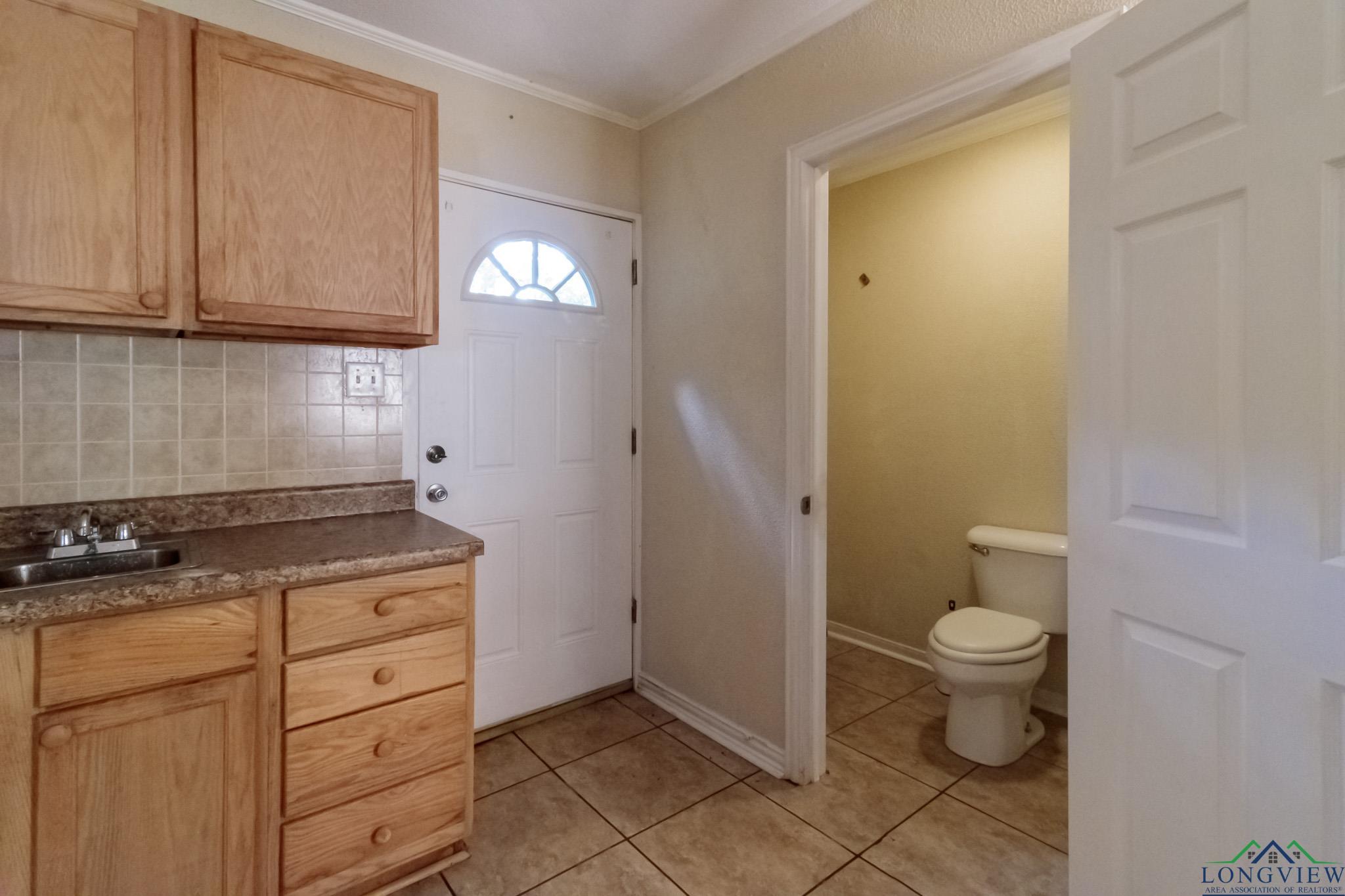 1321 Lake Drive, Longview, Texas image 22