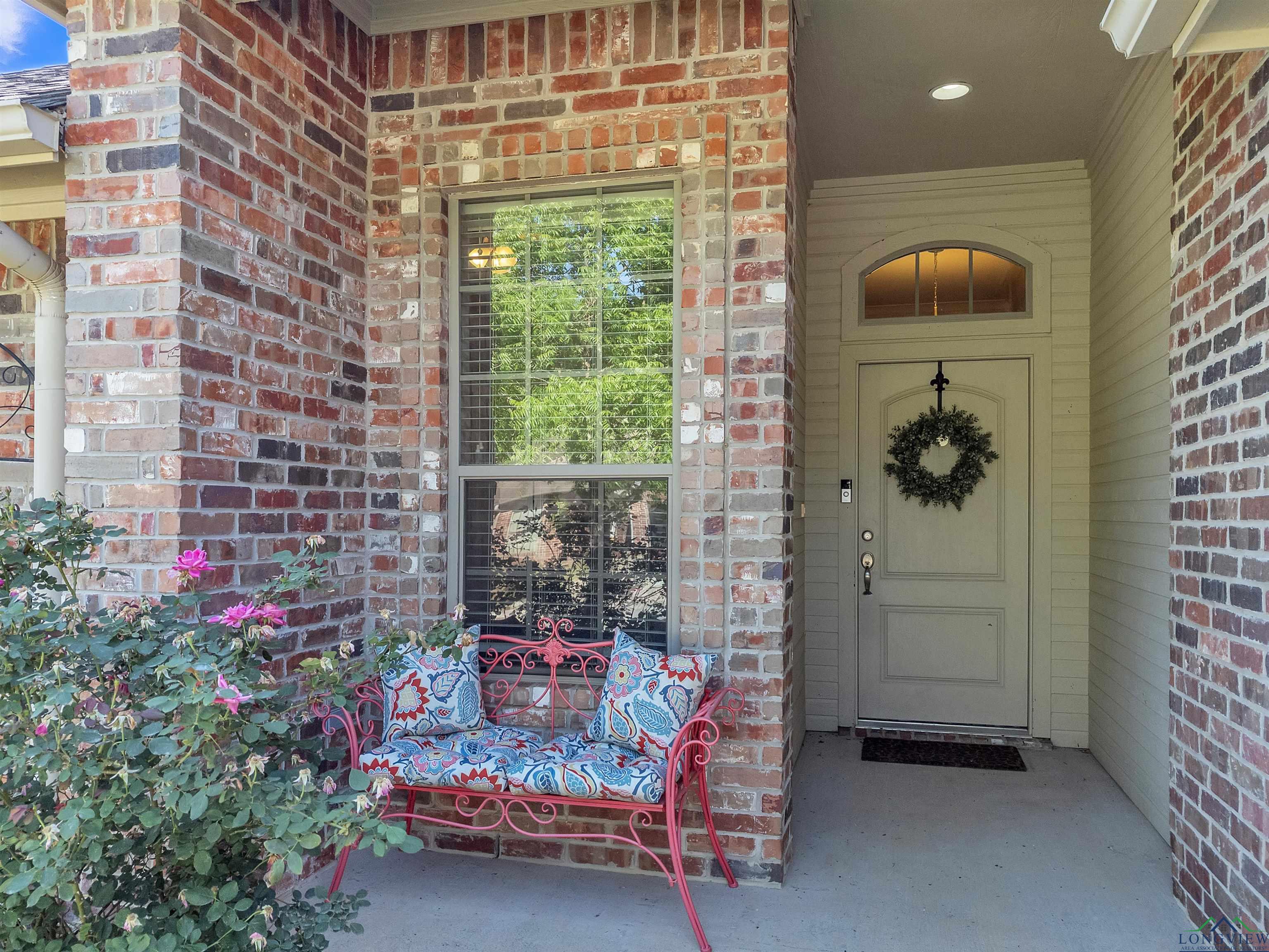 112 Labrador Lane, Hallsville, Texas image 2
