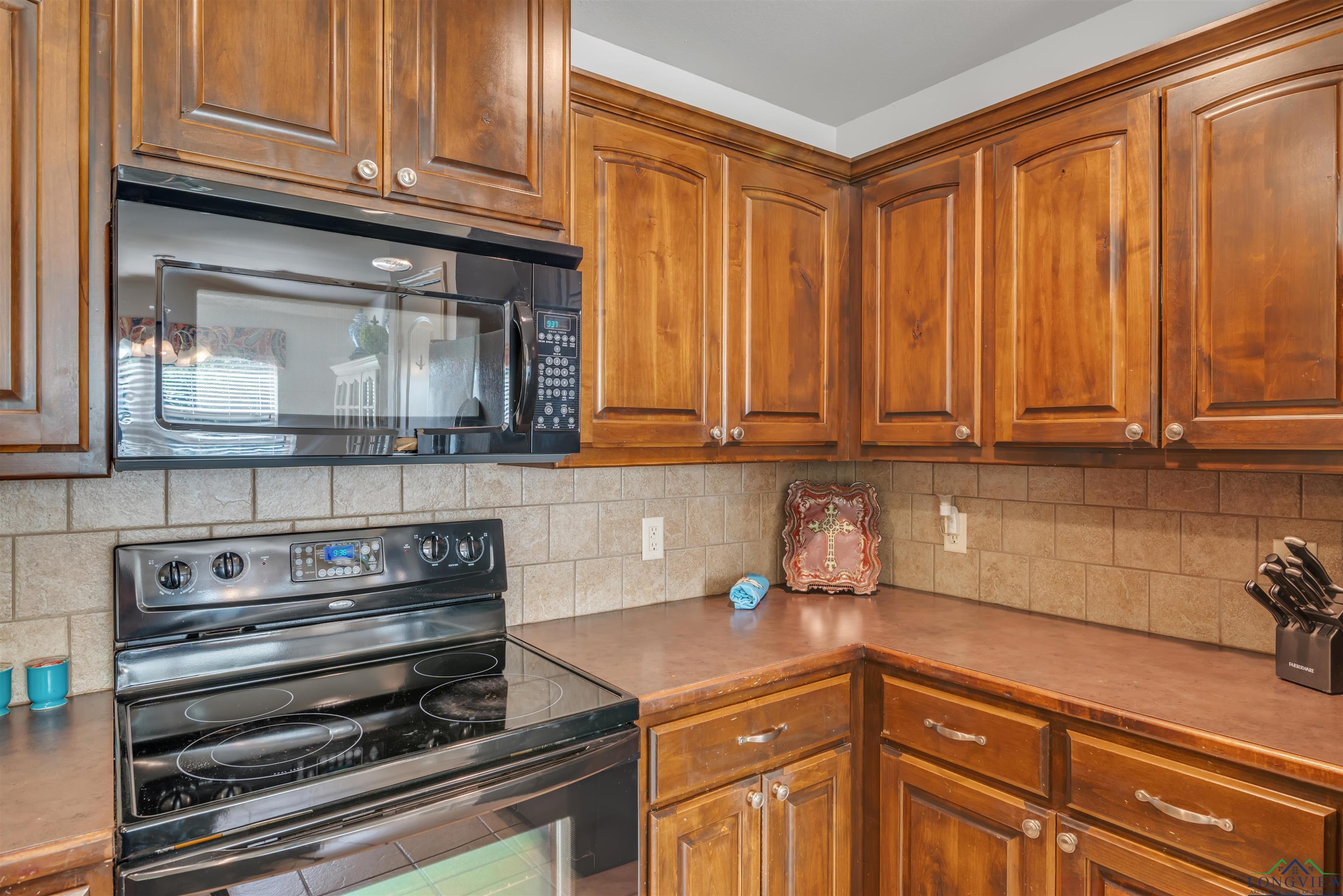 112 Labrador Lane, Hallsville, Texas image 13