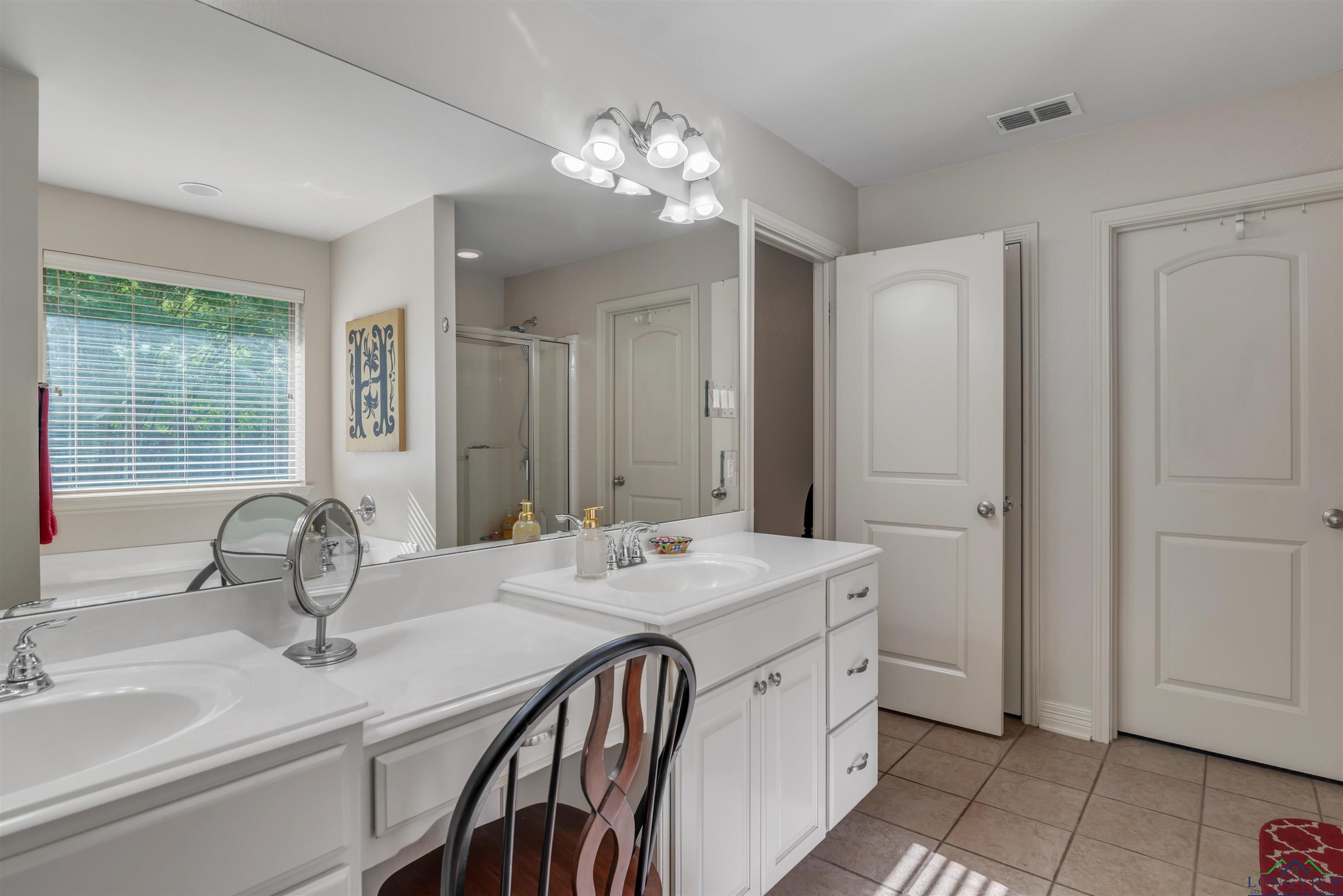 112 Labrador Lane, Hallsville, Texas image 19