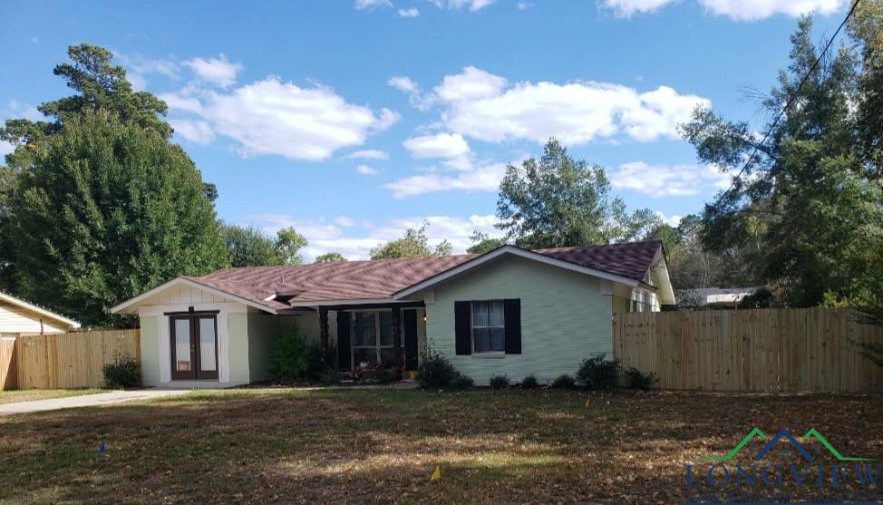 706 Marshall, Carthage, Texas image 1