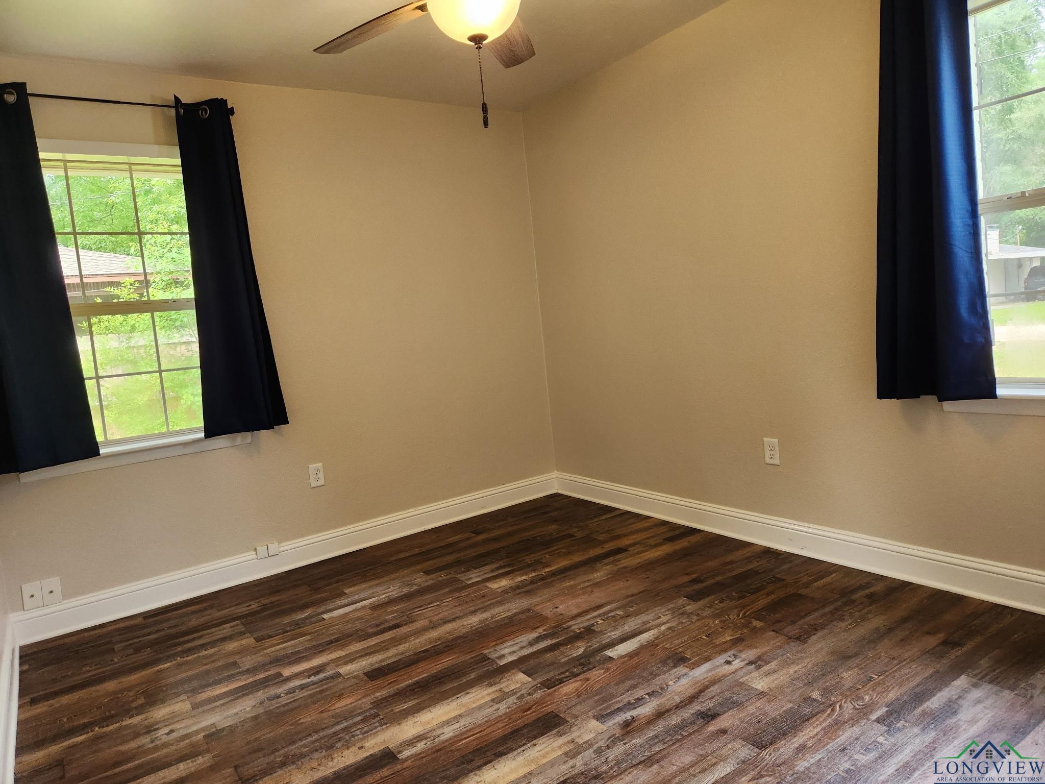 706 Marshall Drive, Carthage, Texas image 10