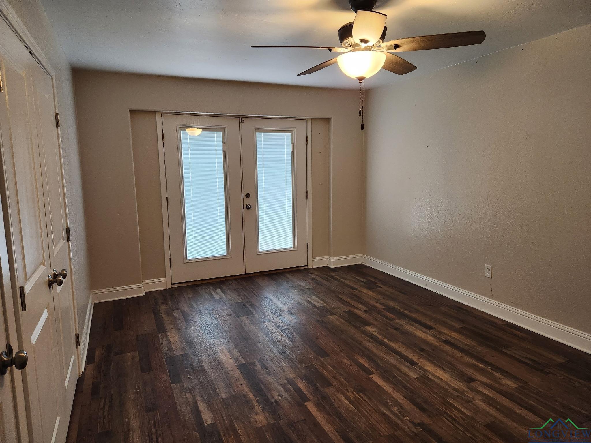 706 Marshall Drive, Carthage, Texas image 7