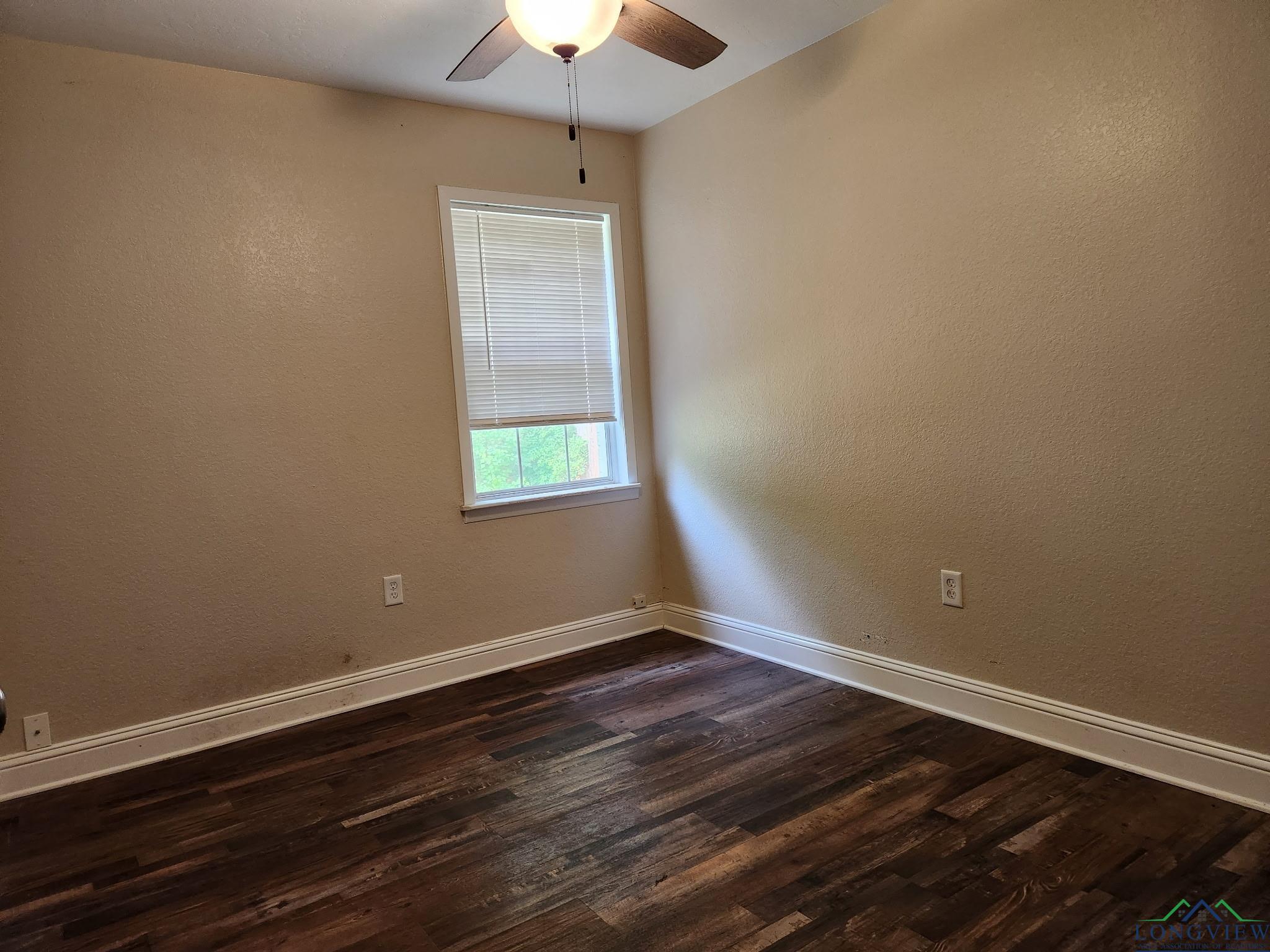 706 Marshall Drive, Carthage, Texas image 17