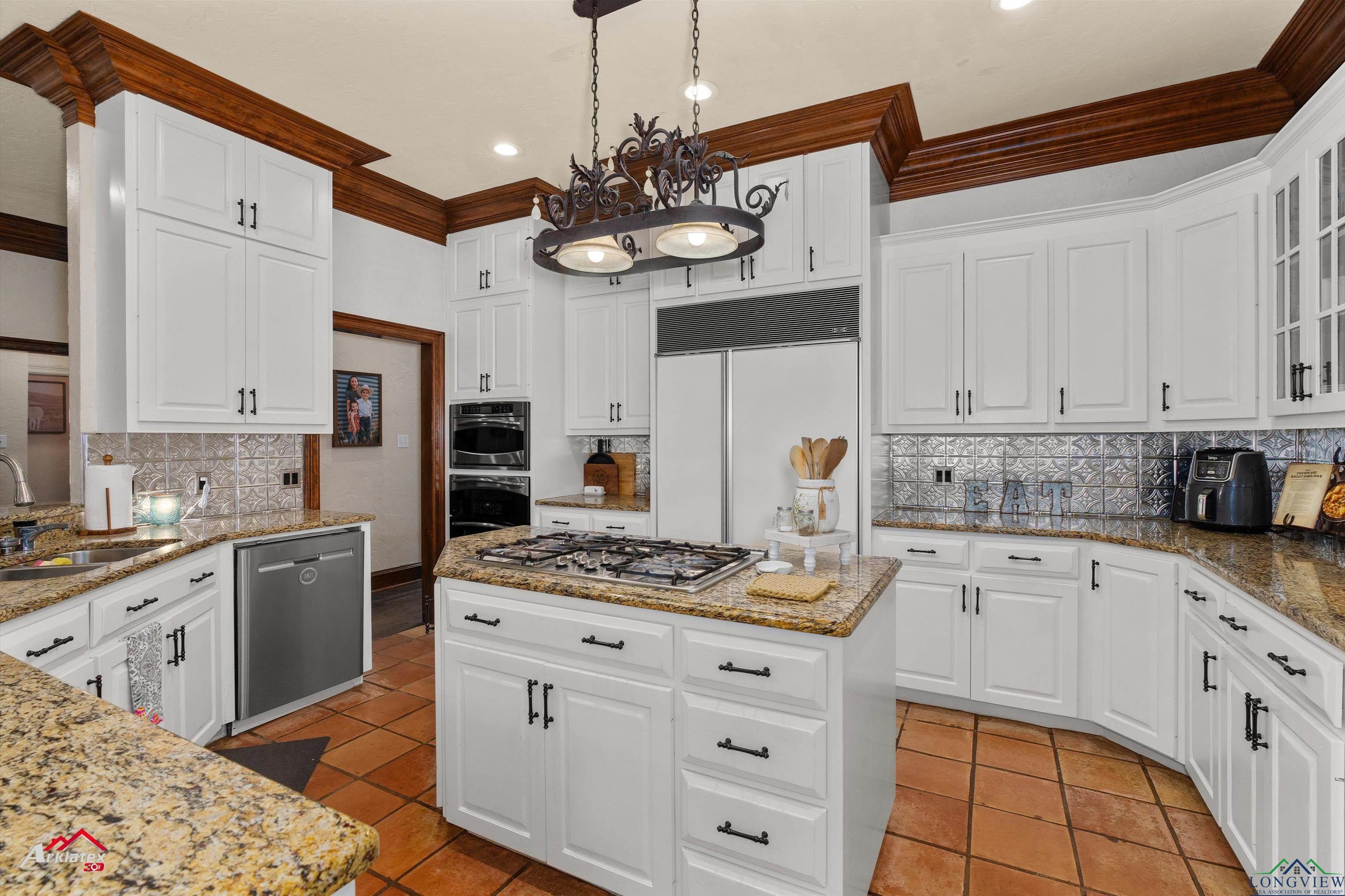 2878 A B Carter Road, Hallsville, Texas image 12