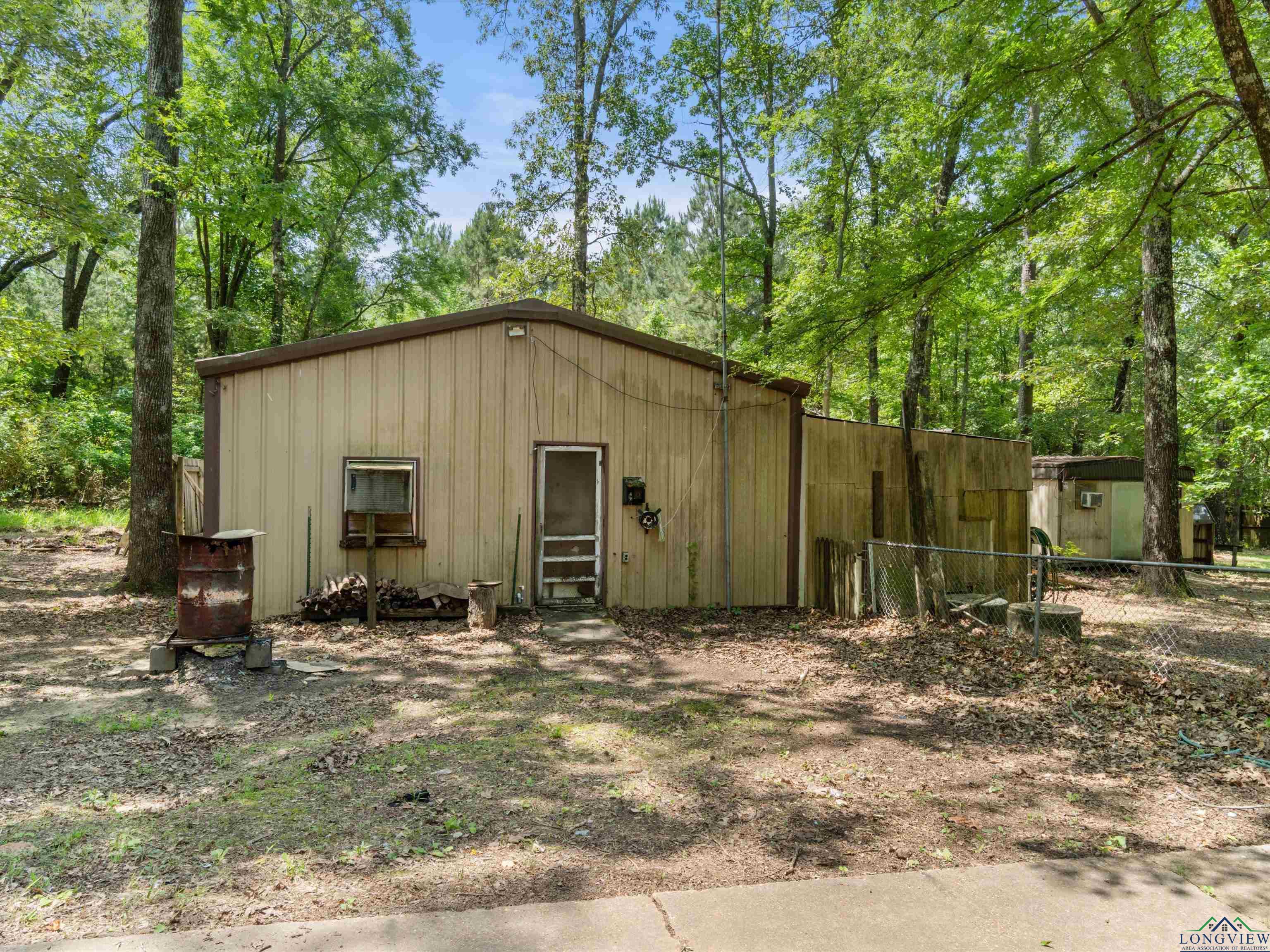 113 County Road 1135, Daingerfield, Texas image 32