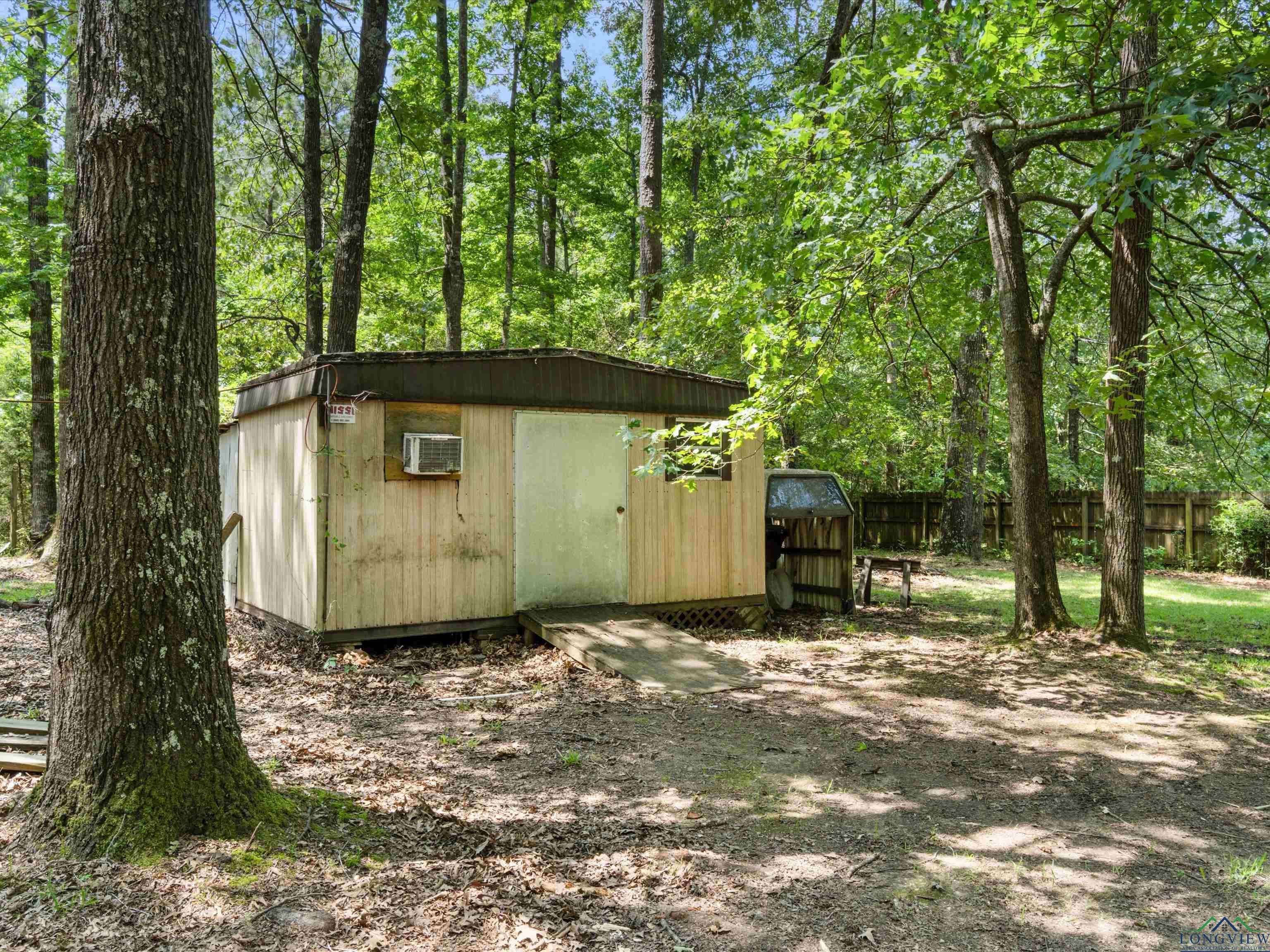 113 County Road 1135, Daingerfield, Texas image 33