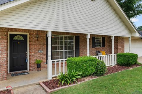 A home in White Oak