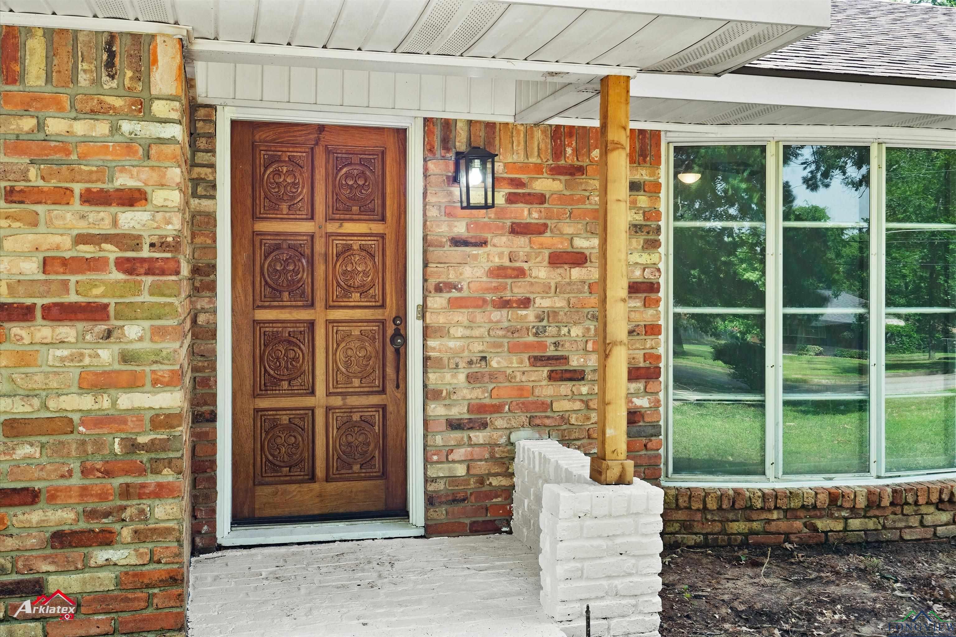 1001 Akin Dr, Longview, Texas image 4