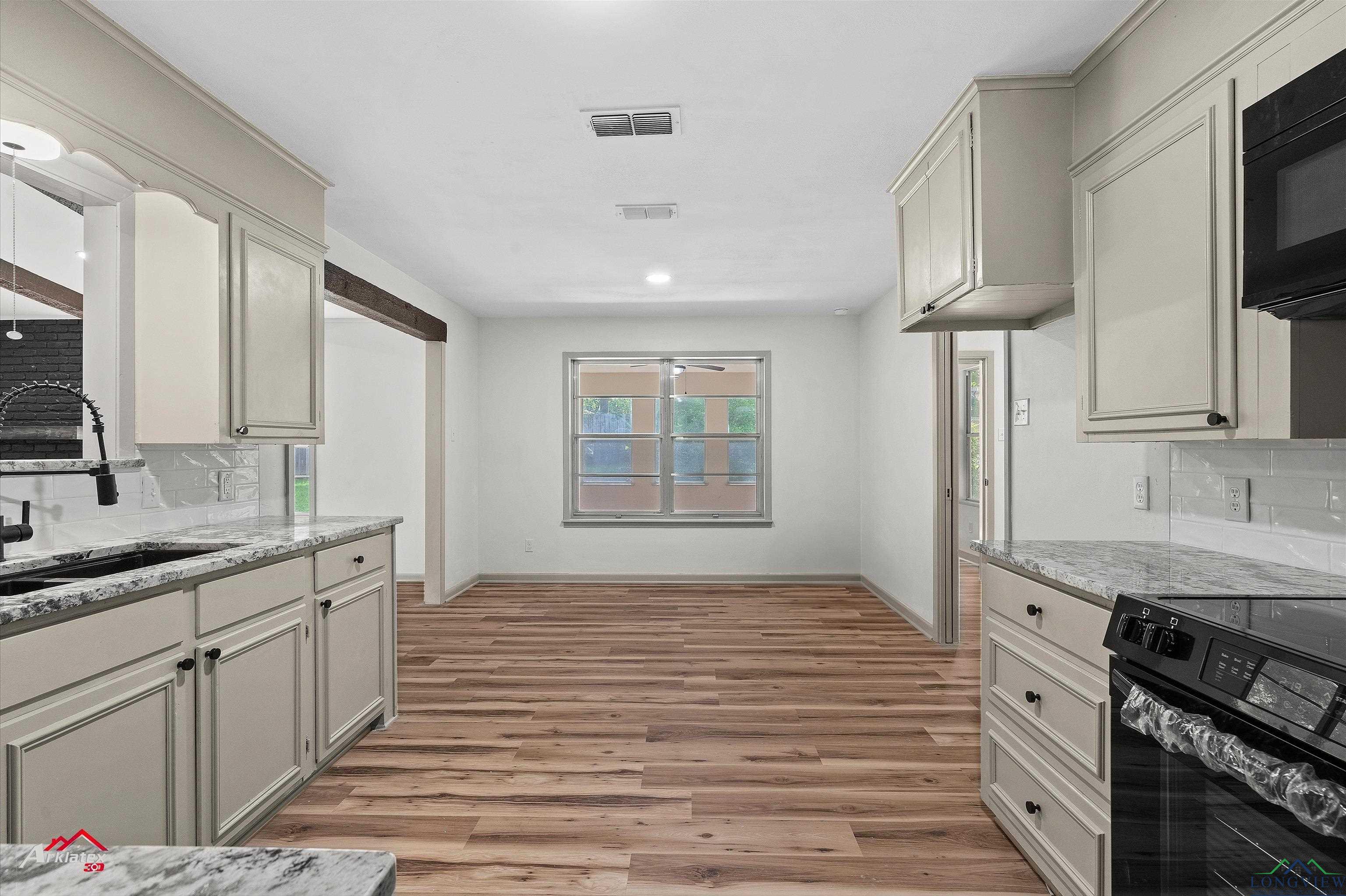 1001 Akin Dr, Longview, Texas image 15