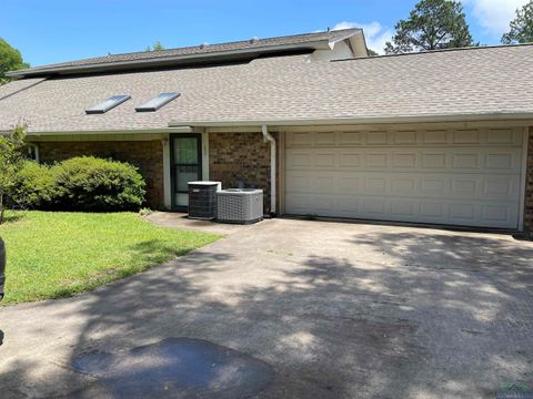 A home in Kilgore