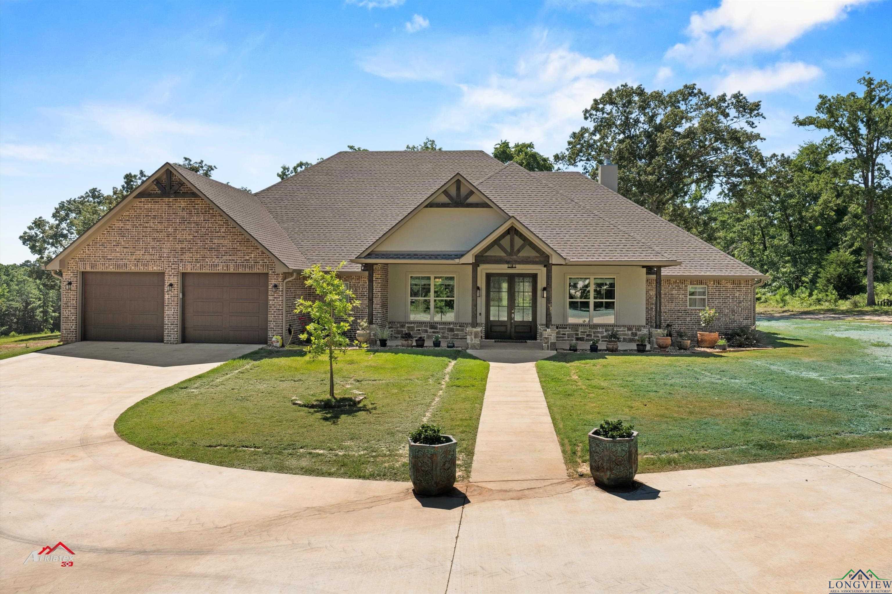 400 Willow Creek Ranch Rd, Gladewater, Texas image 1