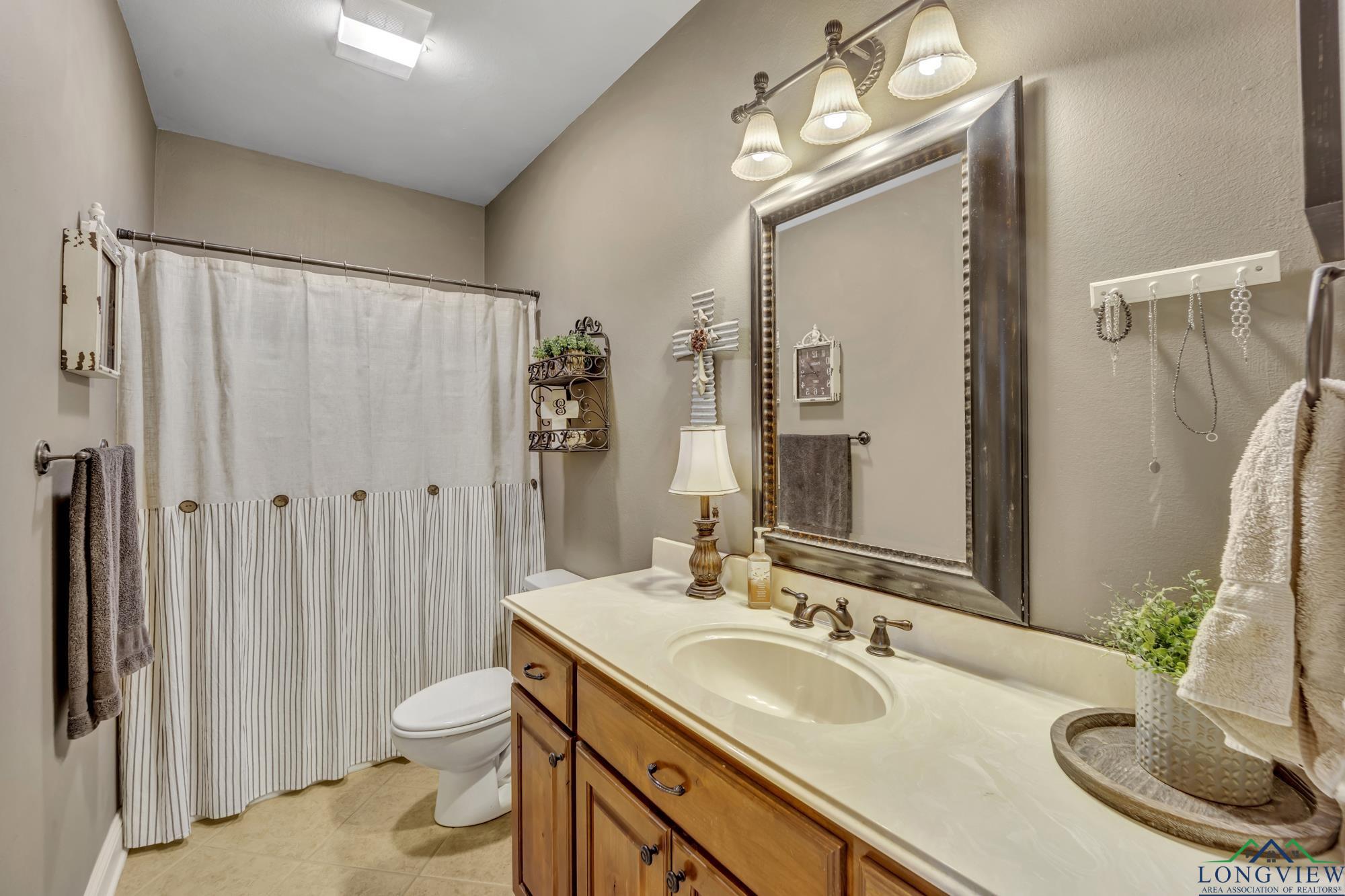 220 Cedar Ridge, Longview, Texas image 15