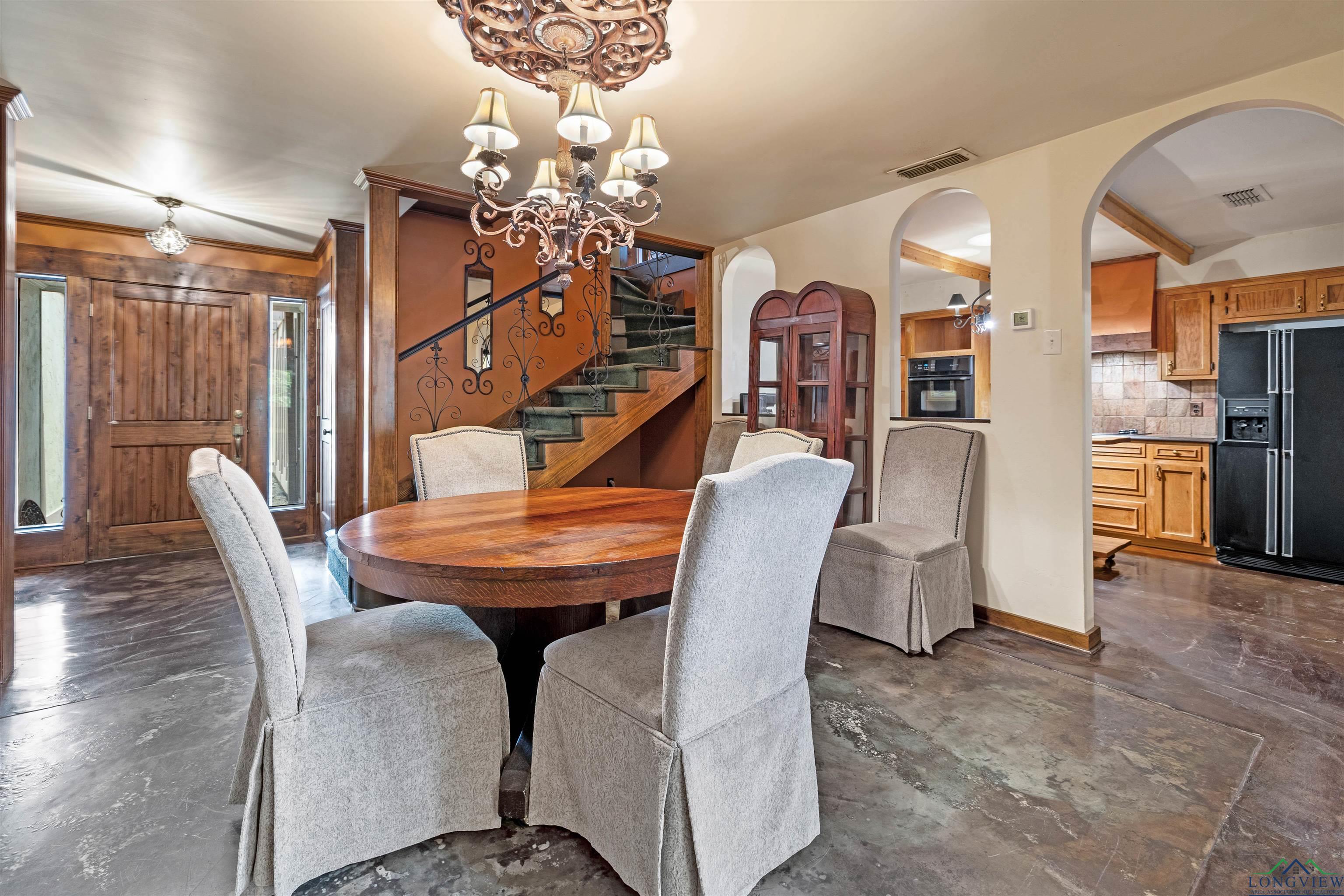 1011 Town Lake Dr, Longview, Texas image 5